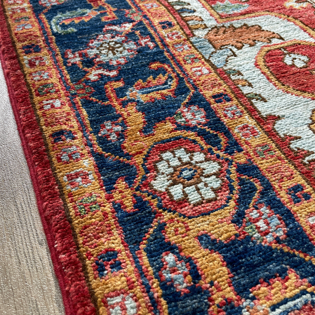 183 x 121 cm | Afghan Heriz Rug