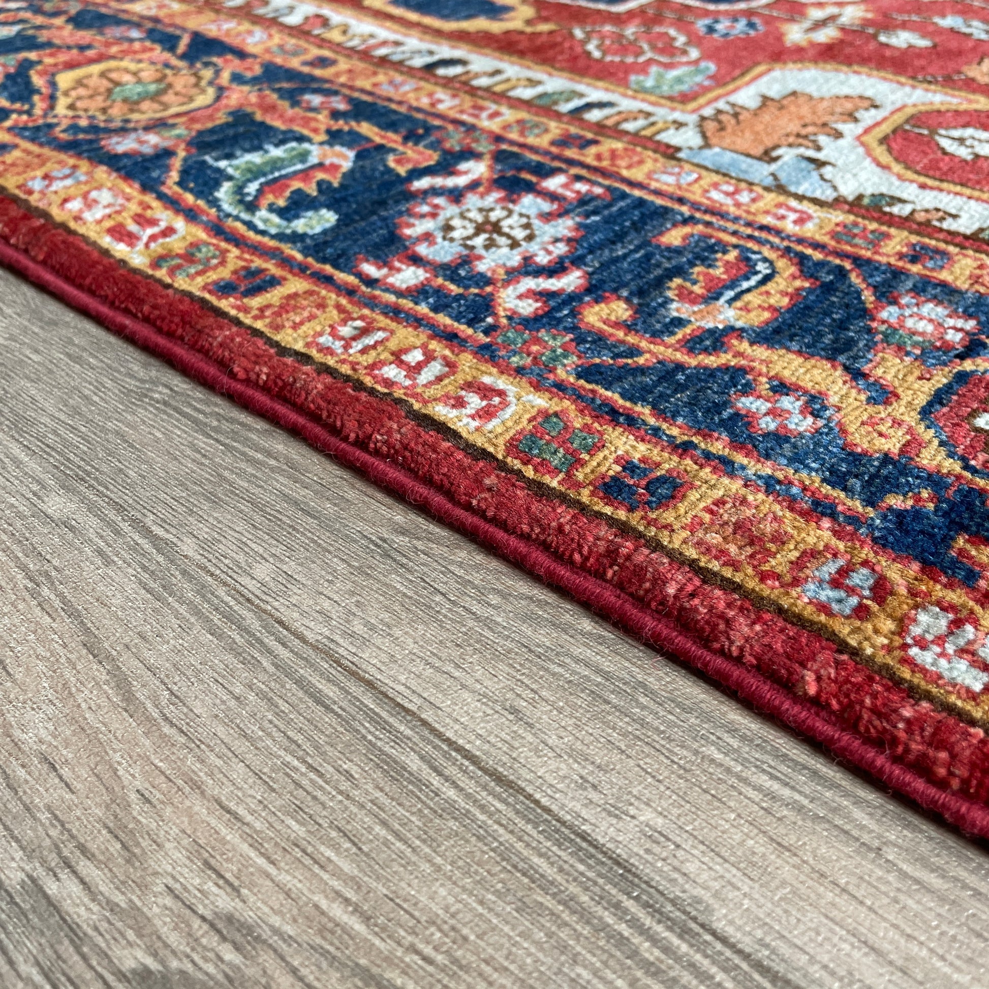 183 x 121 cm | Afghan Heriz Rug