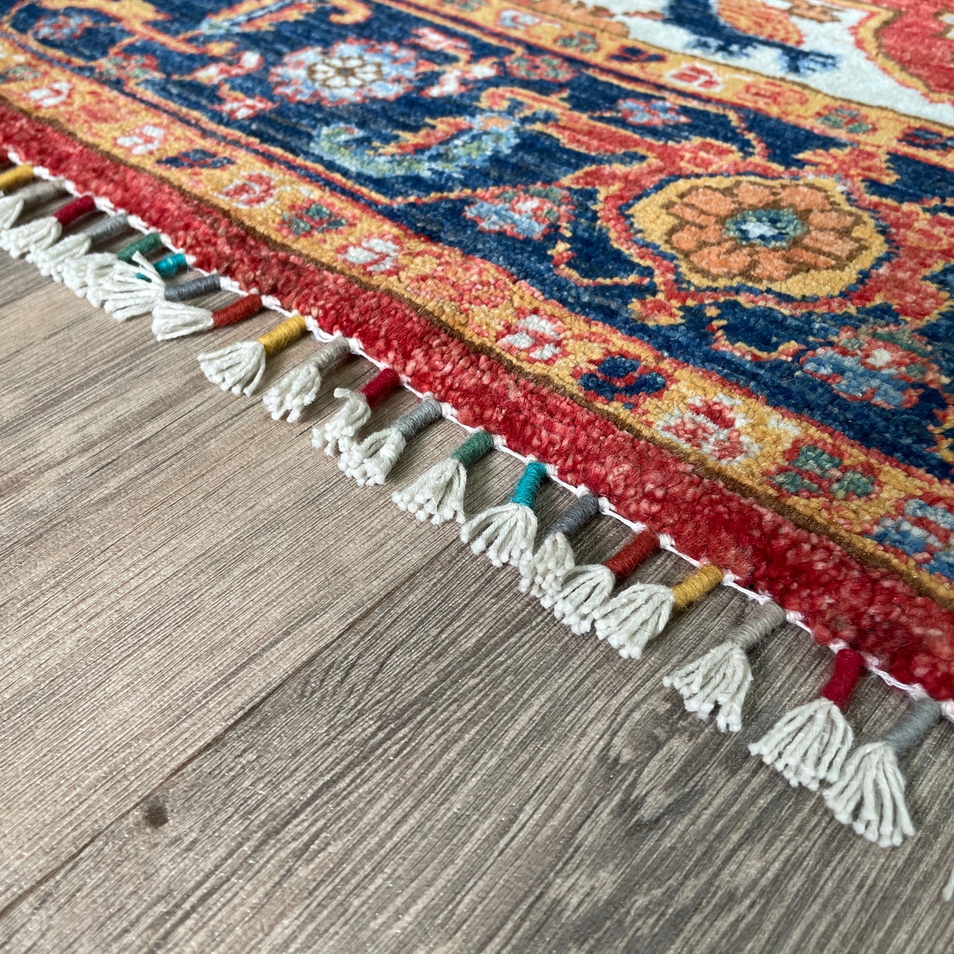 183 x 121 cm | Afghan Heriz Rug