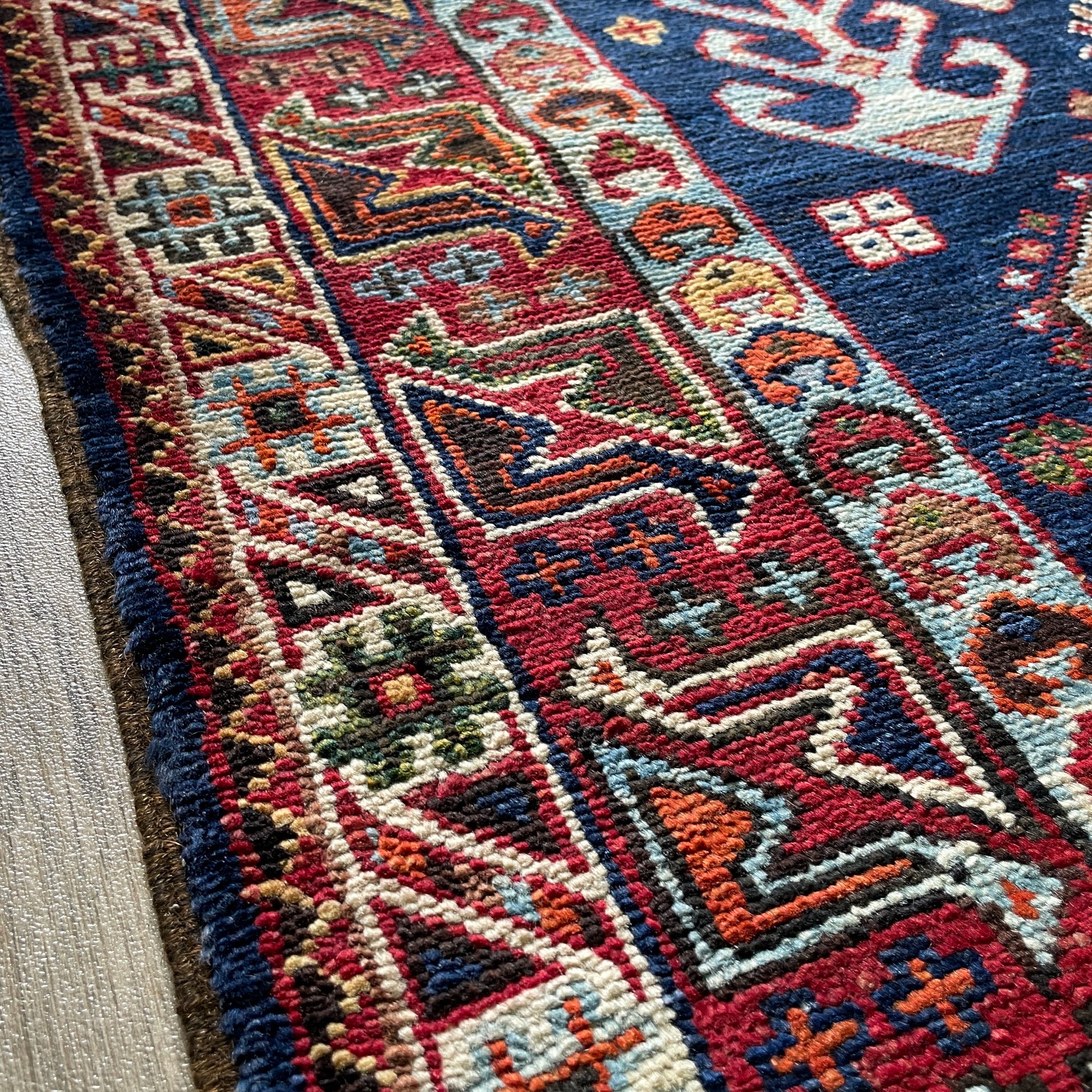 204 x 126 cm | Afghan Caucasian Shirvan Rug