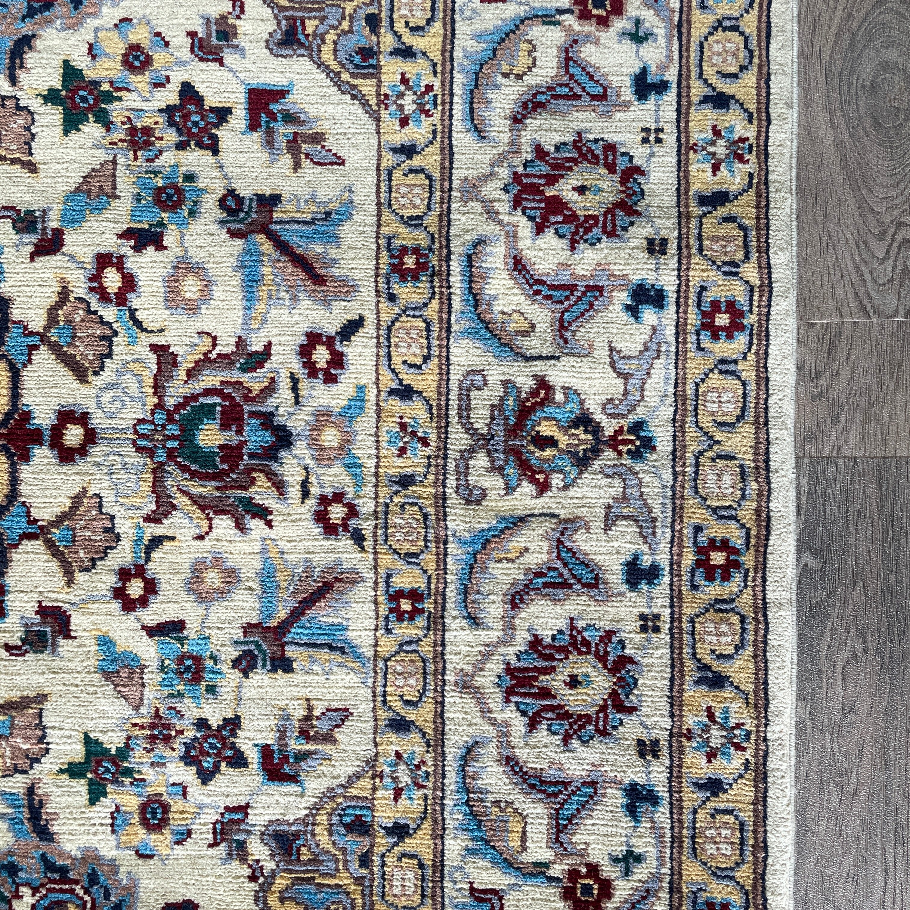Persian Tabriz Rug (Merino Wool)