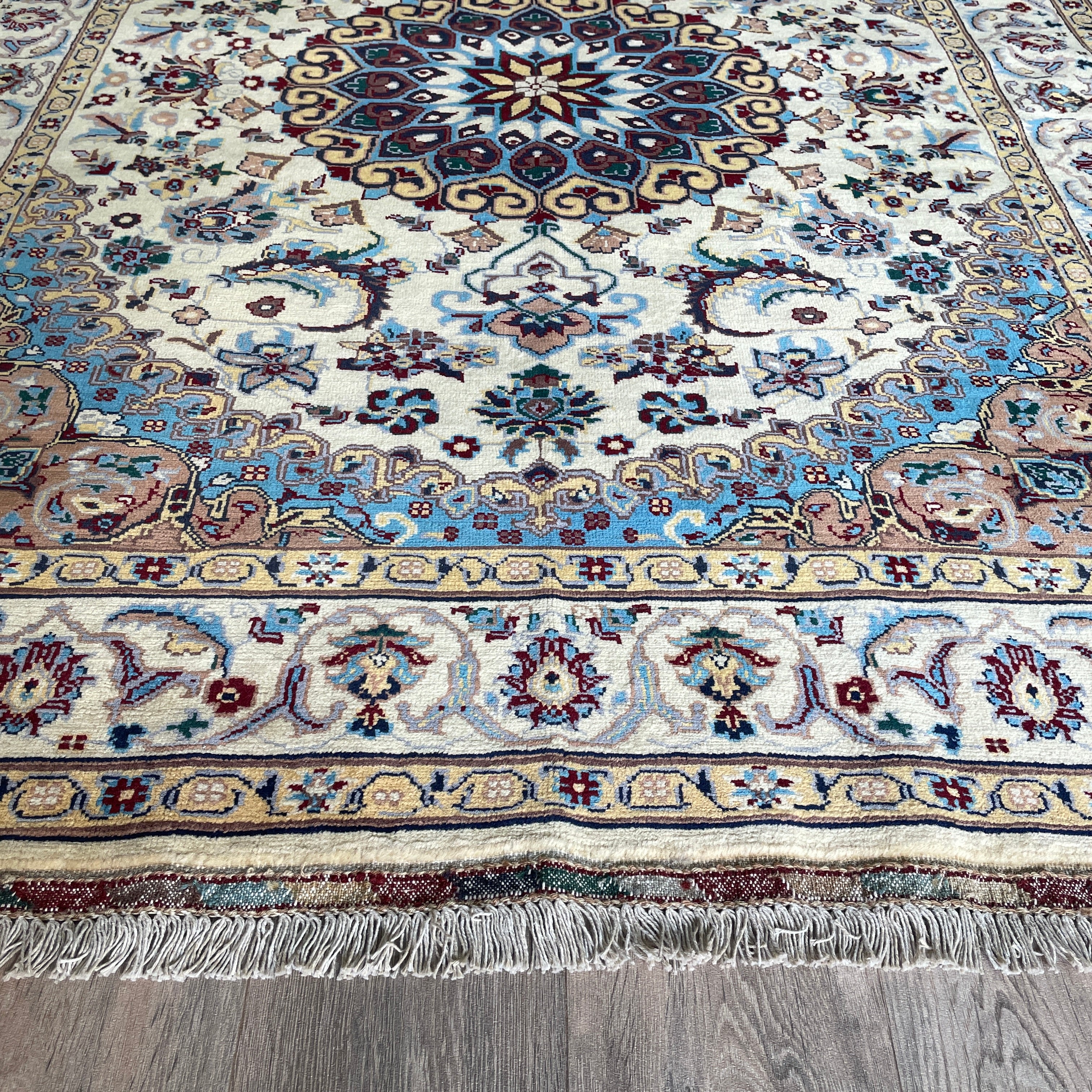 Persian Tabriz Rug (Merino Wool)