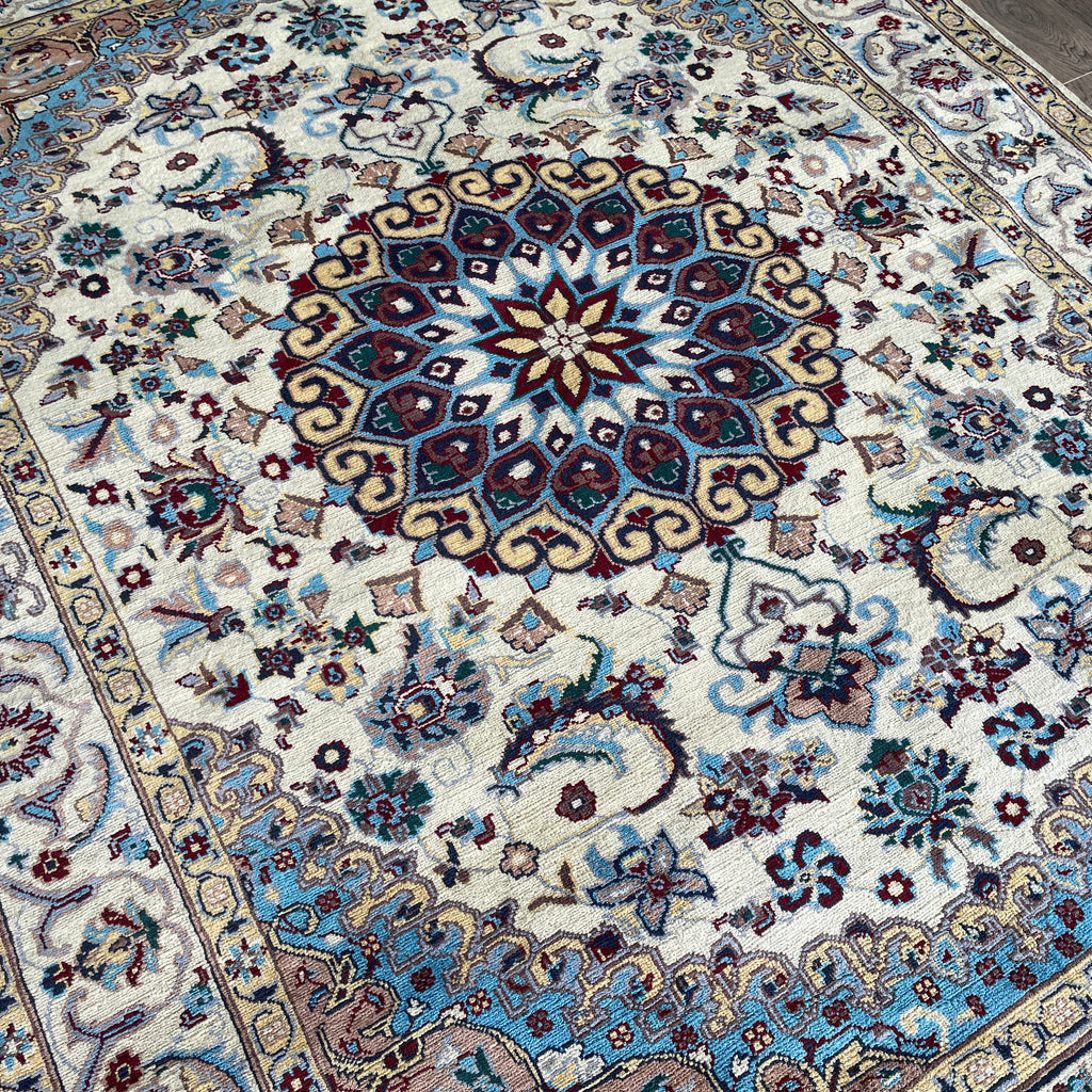 Persian Tabriz Rug (Merino Wool)
