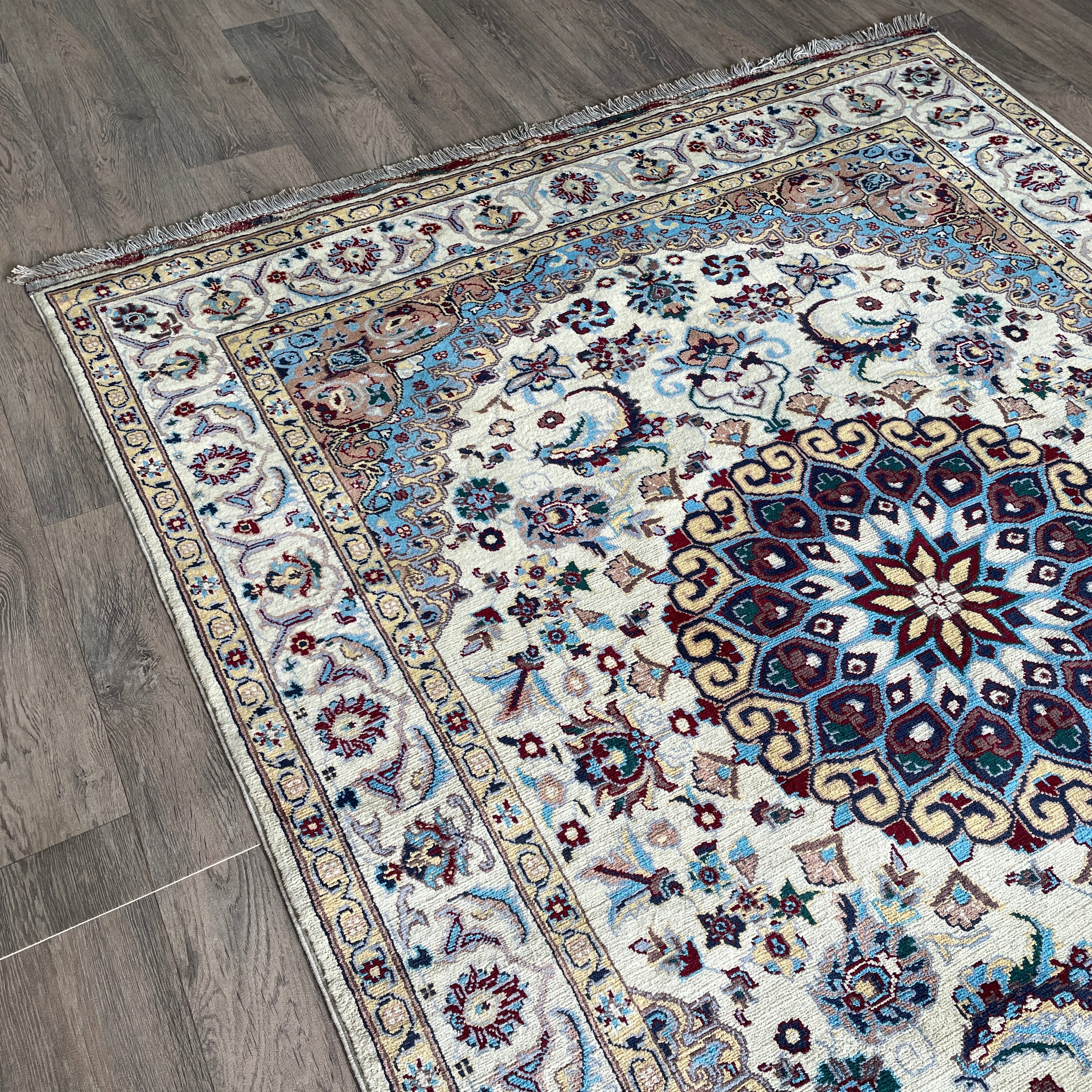 Persian Tabriz Rug (Merino Wool)