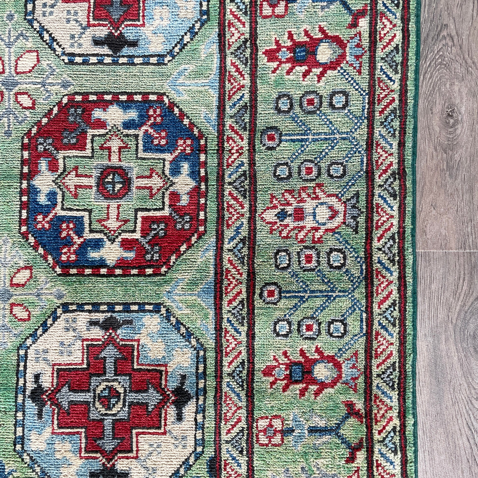 213 x 148 cm | Afghan Ersari Rug