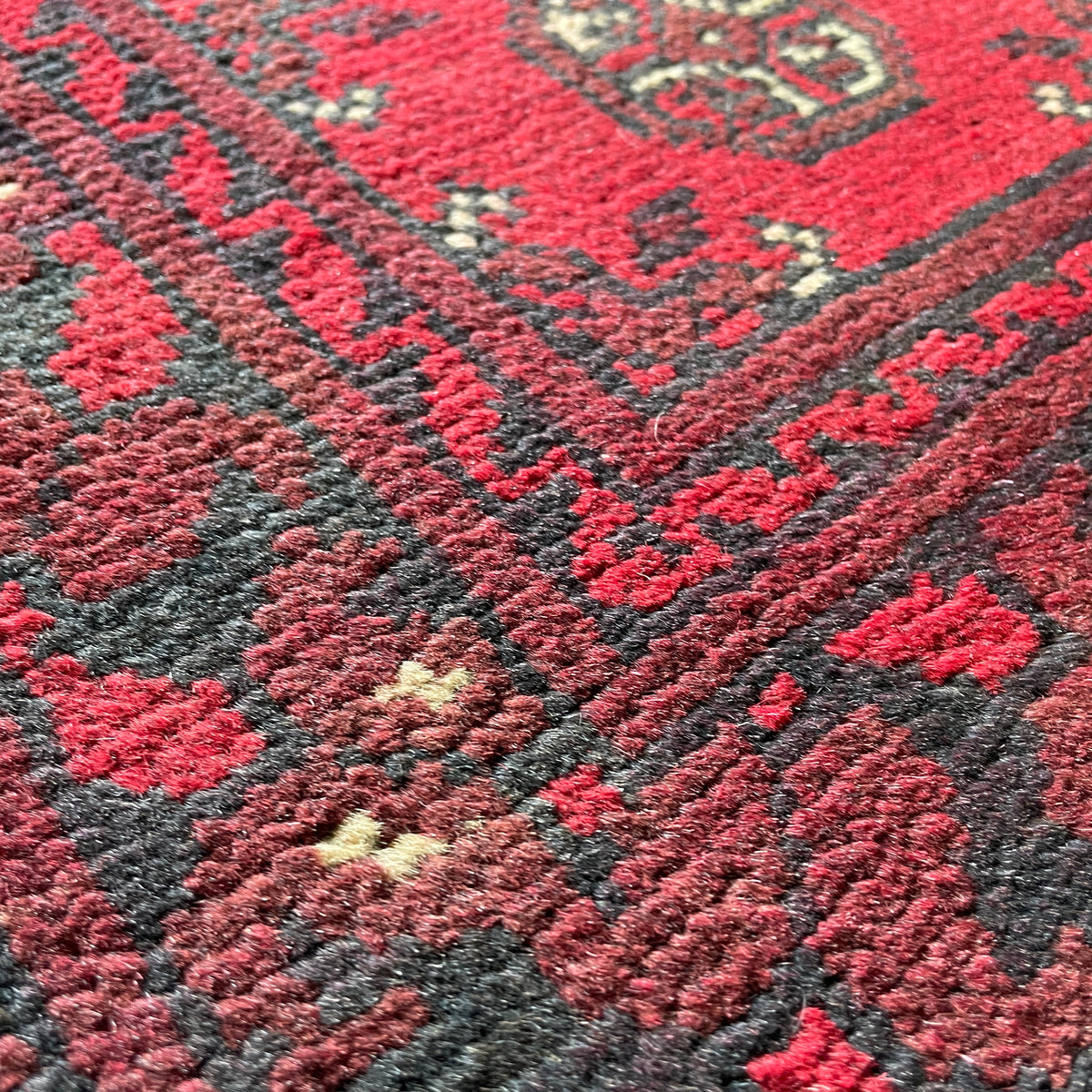 Afghan Aqcha Runner