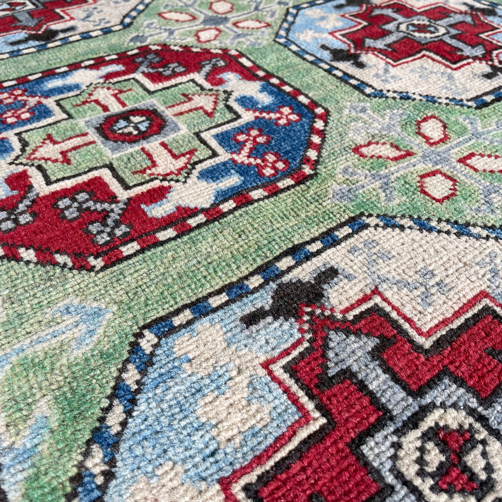 213 x 148 cm | Afghan Ersari Rug