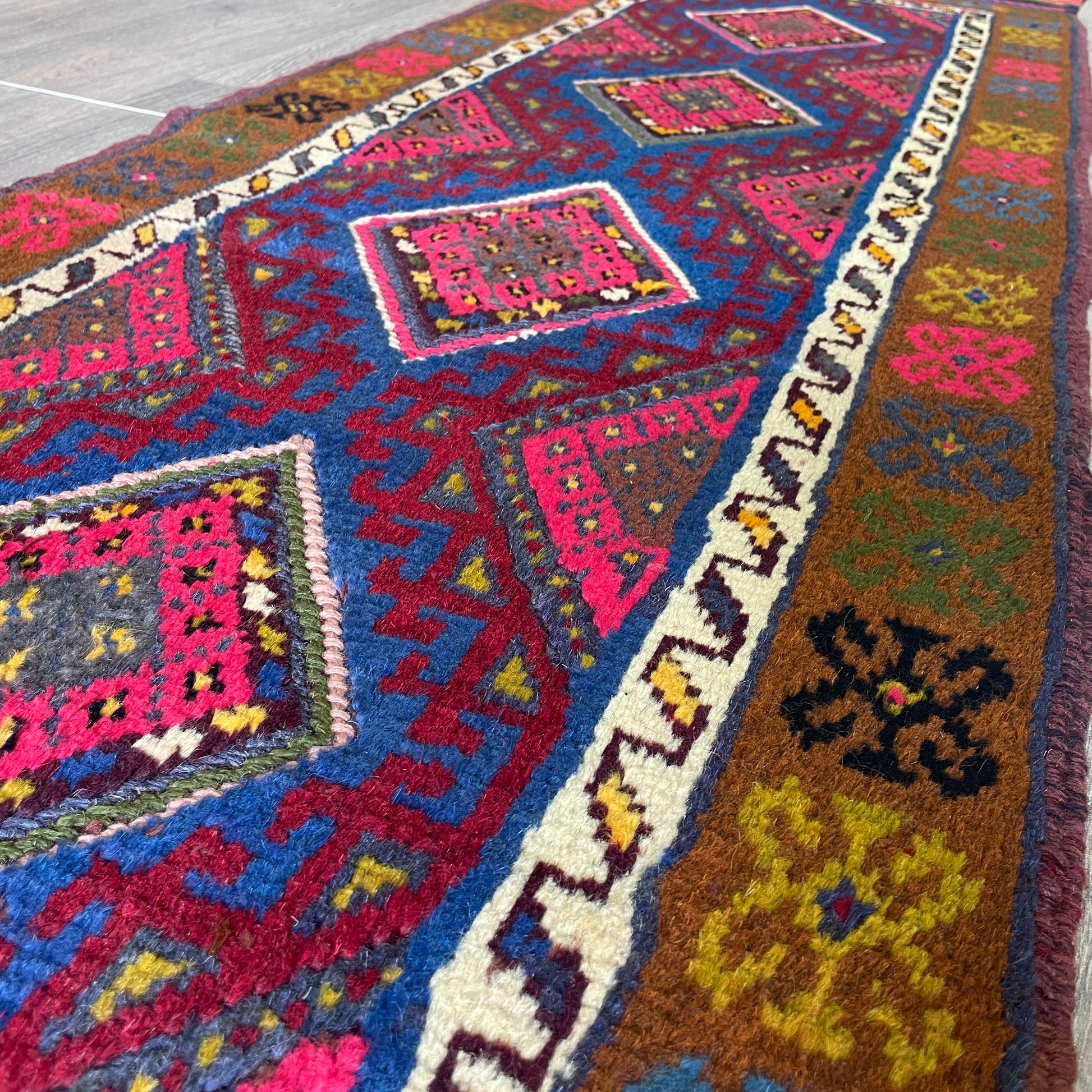 260 x 64 cm | Afghan Mushwani Runner