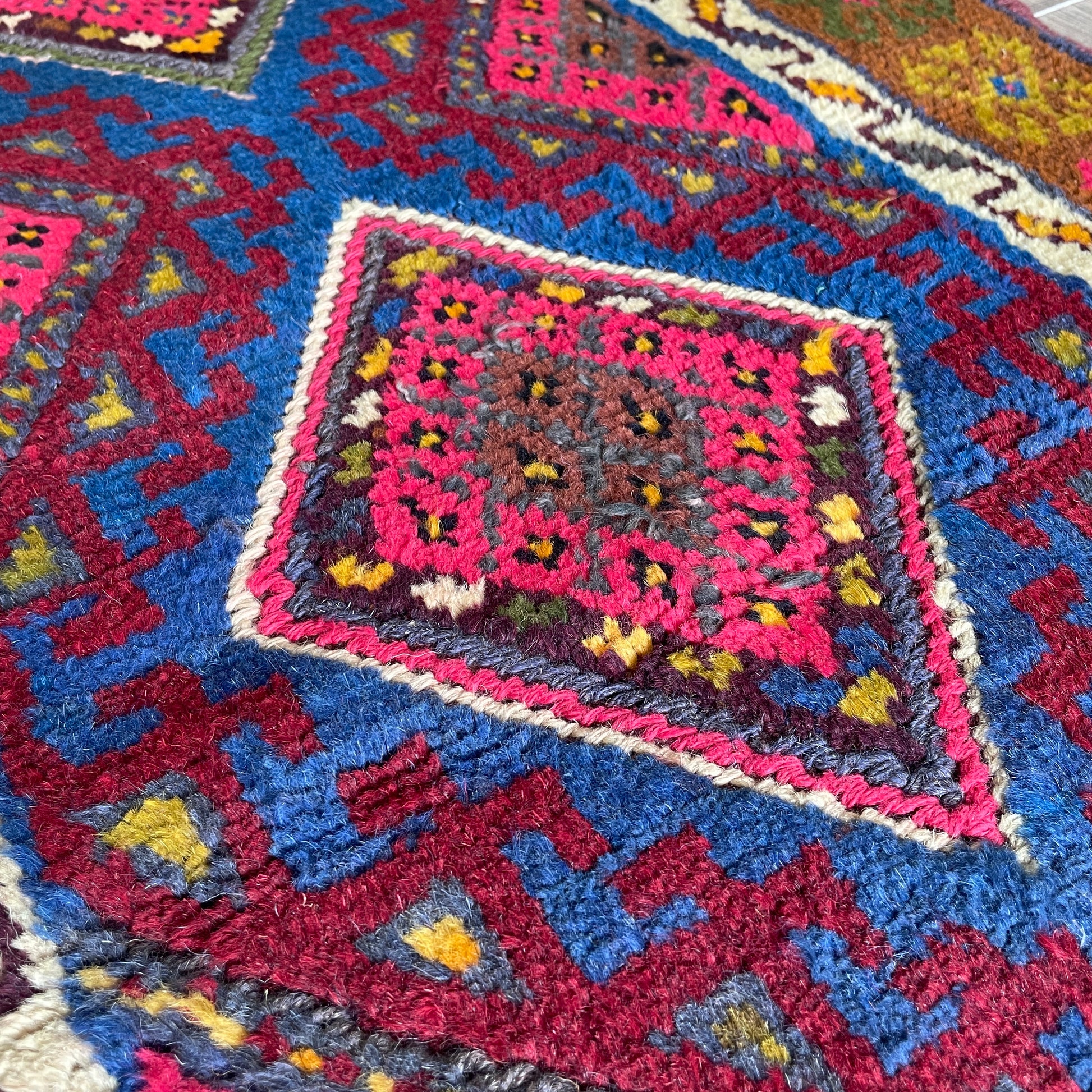 260 x 64 cm | Afghan Mushwani Runner