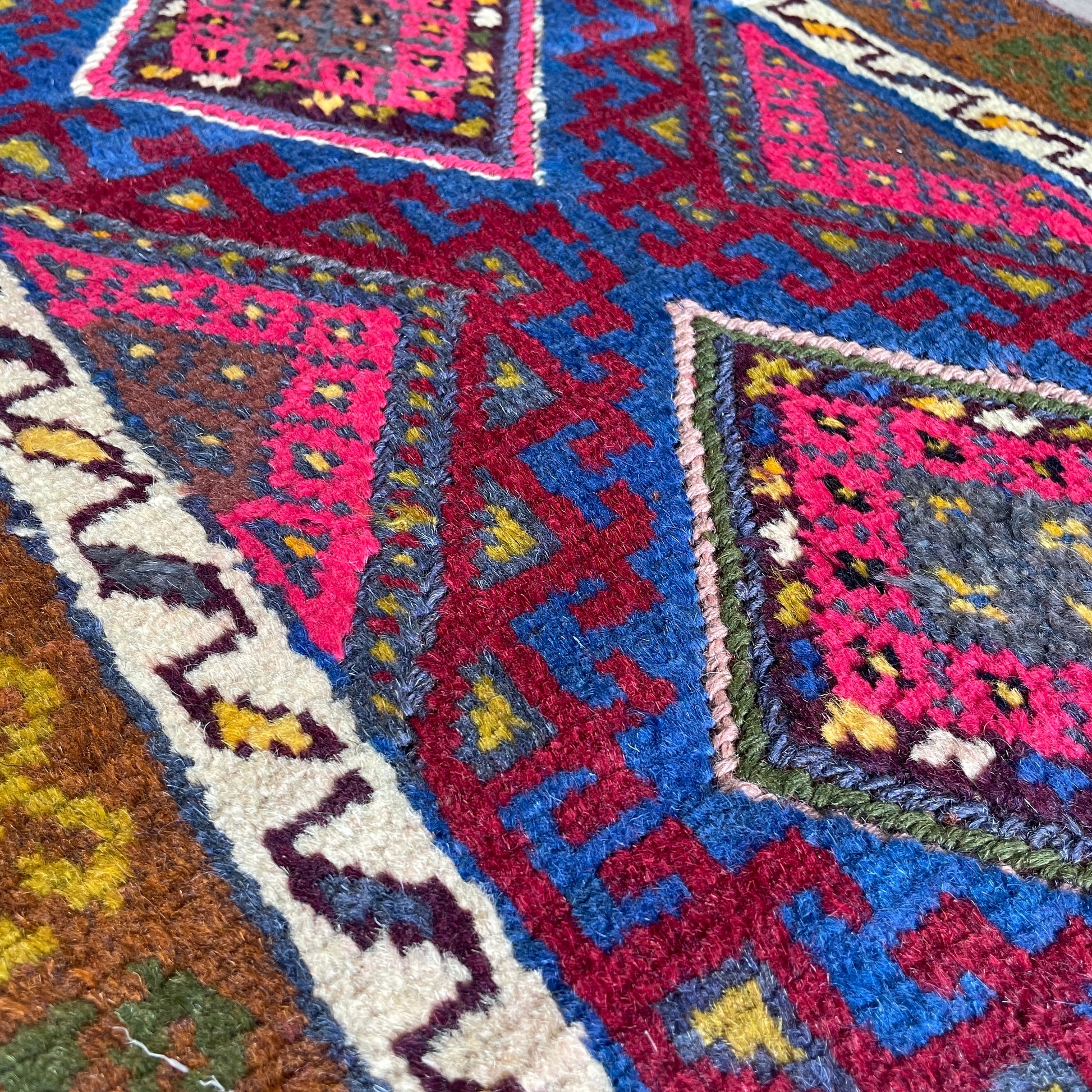 260 x 64 cm | Afghan Mushwani Runner
