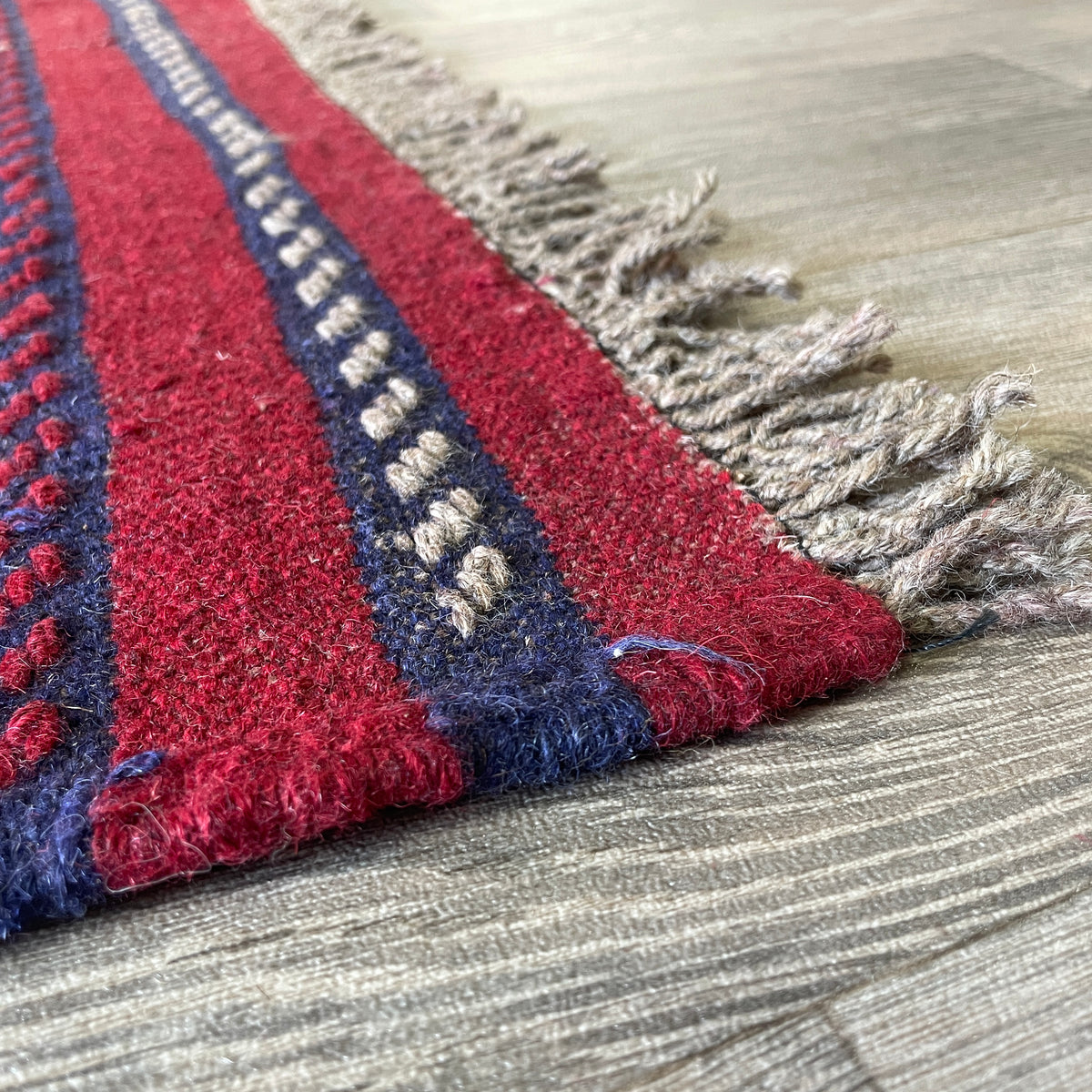 Afghan Mushwani Runner