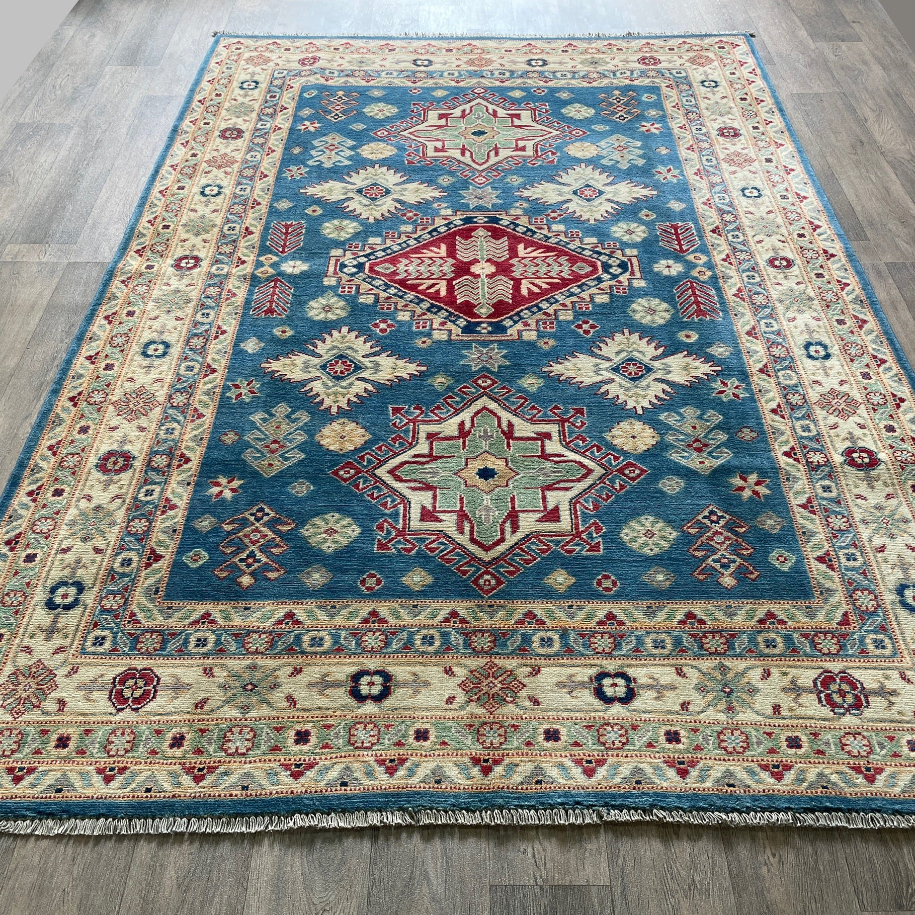 272 x 184 cm | Afghan Kazak Yakash Rug