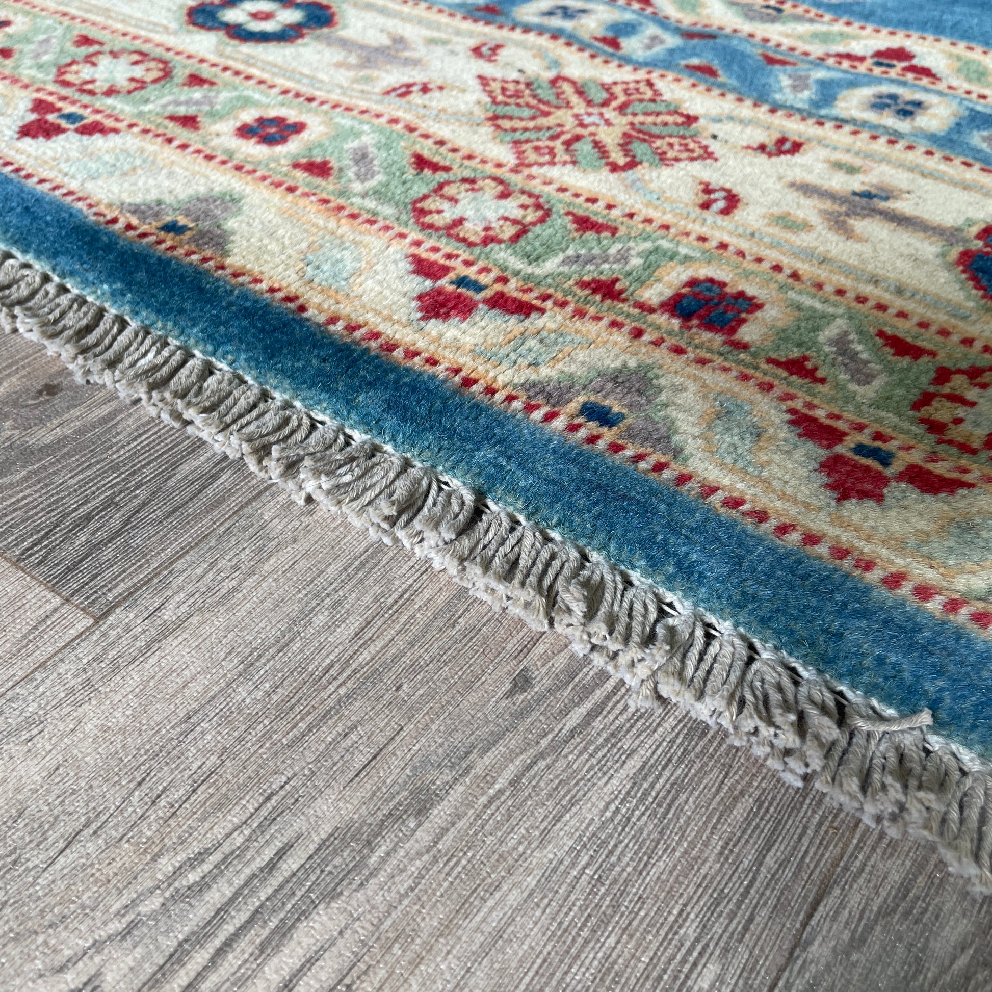 272 x 184 cm | Afghan Kazak Yakash Rug
