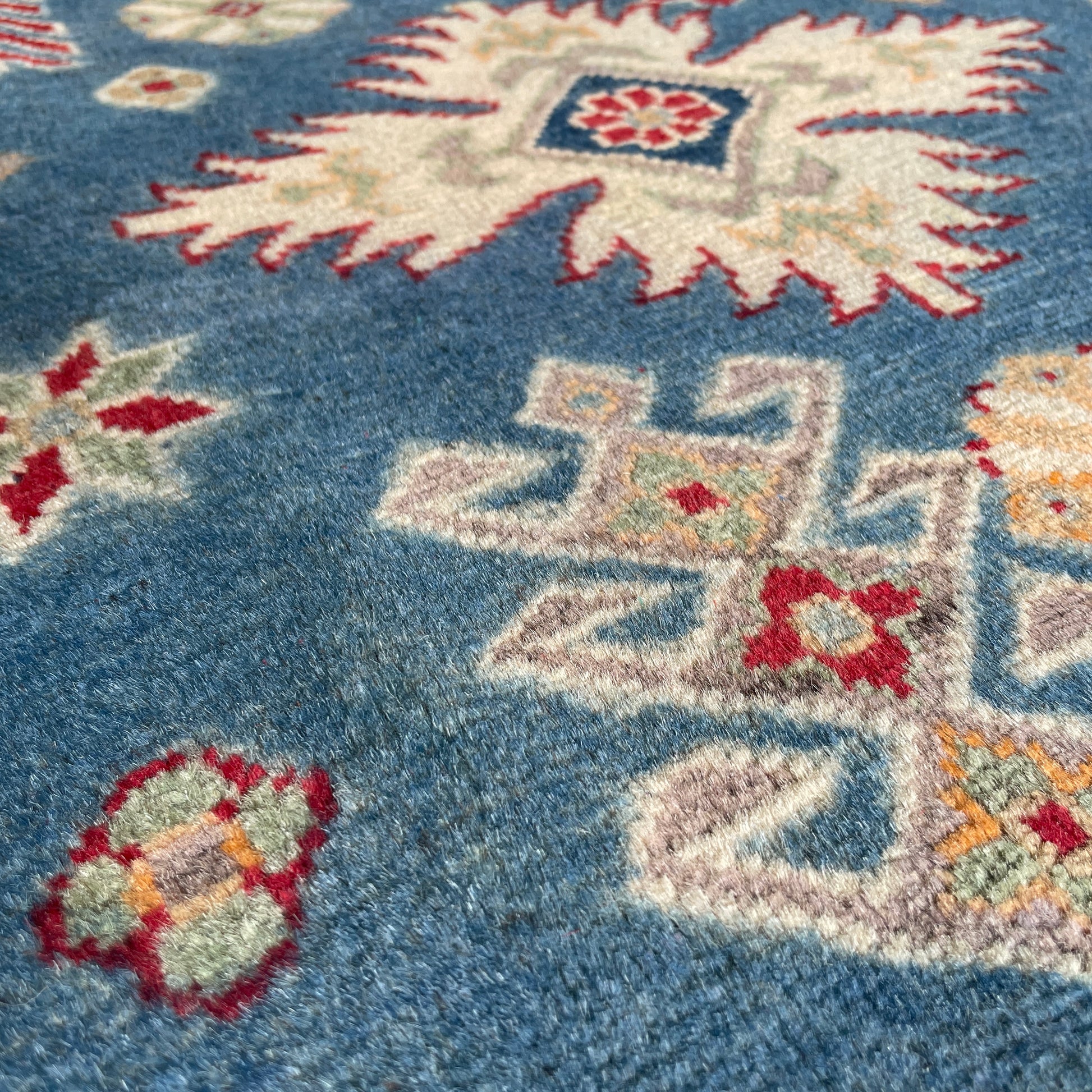 272 x 184 cm | Afghan Kazak Yakash Rug