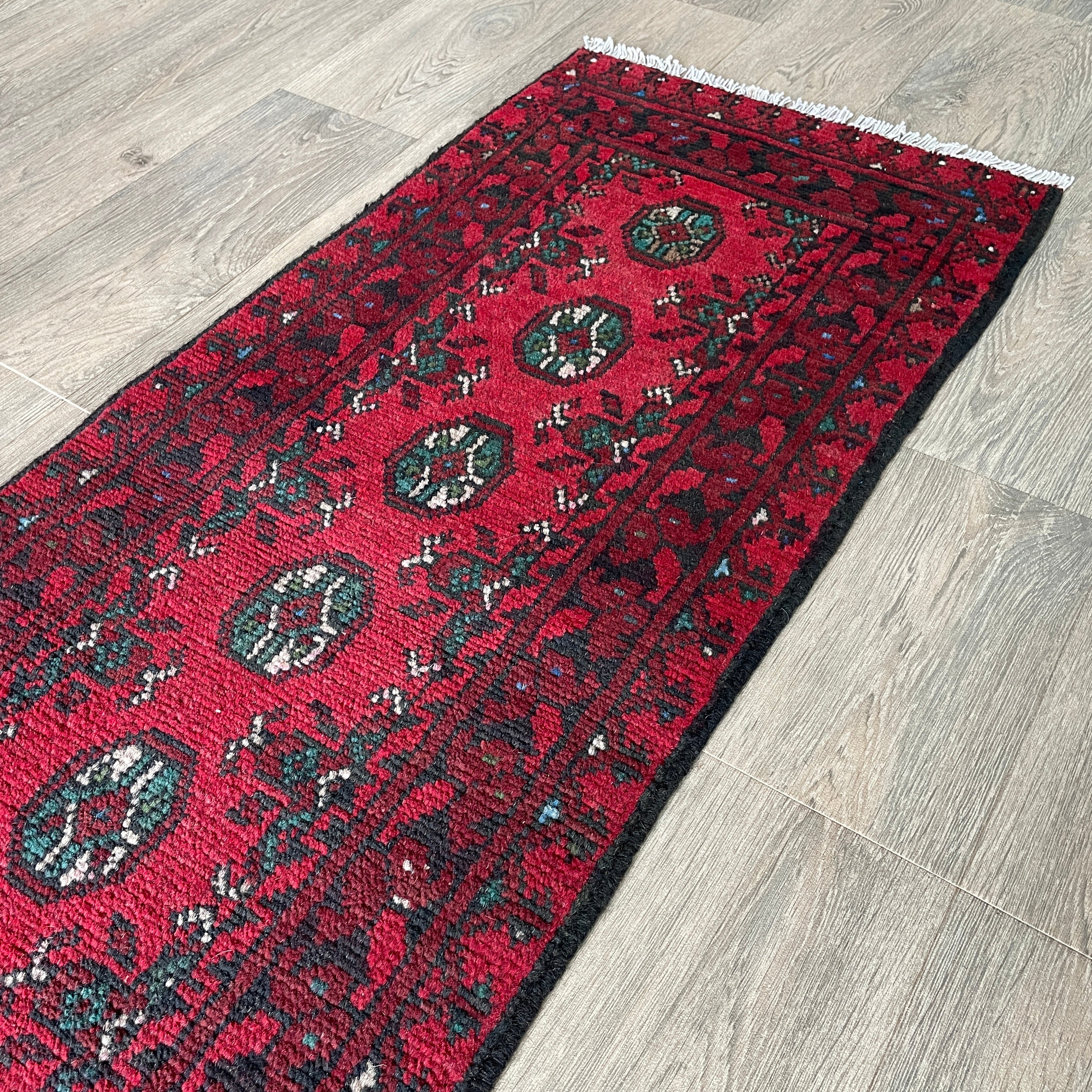 Afghan Aqcha Runner
