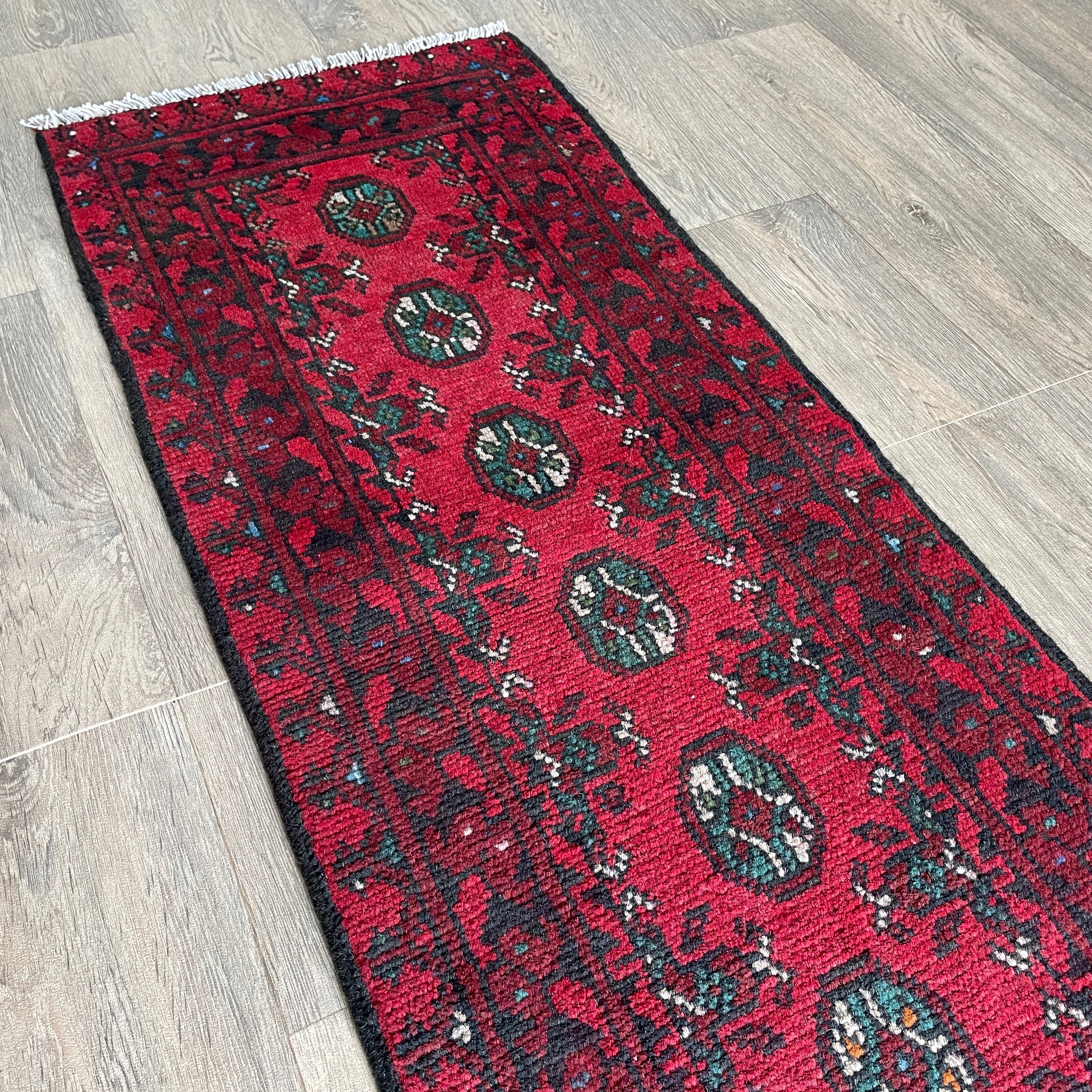 Afghan Aqcha Runner