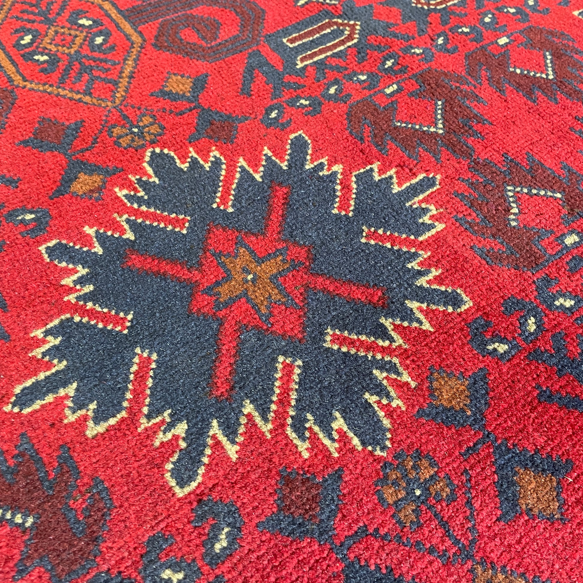 205 x 129 cm | Afghan Khal Muhammadi Rug