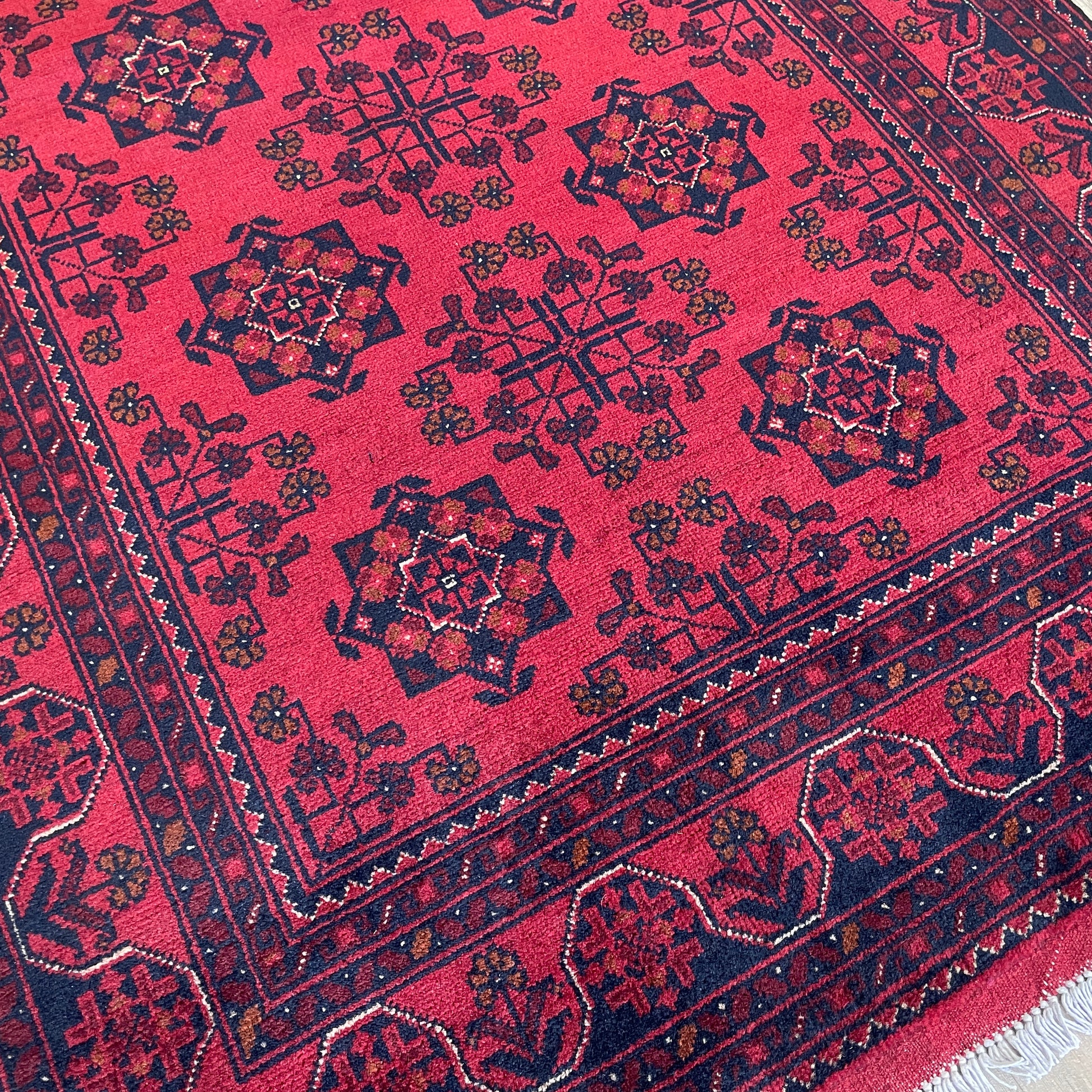 205 x 123 cm | Afghan Khal Muhammadi Rug