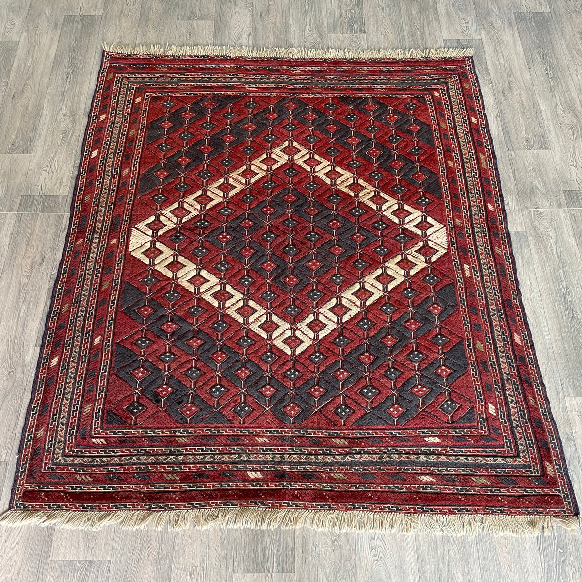 Fine Afghan Mushwani Rug (Belgian Wool)