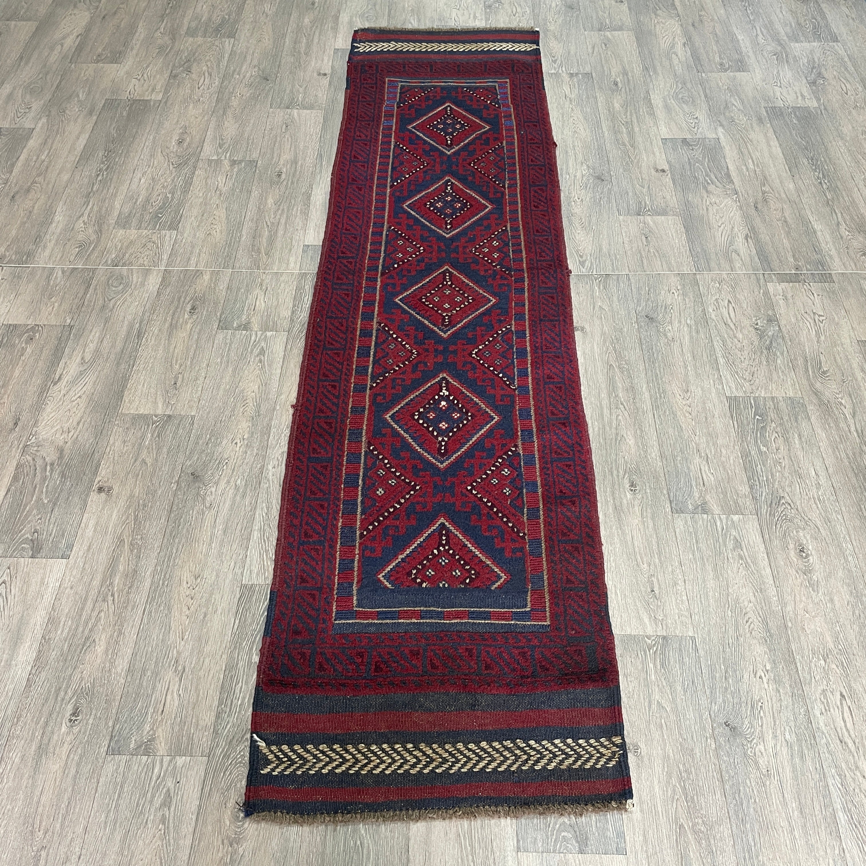 Afghan Mushwani Runner