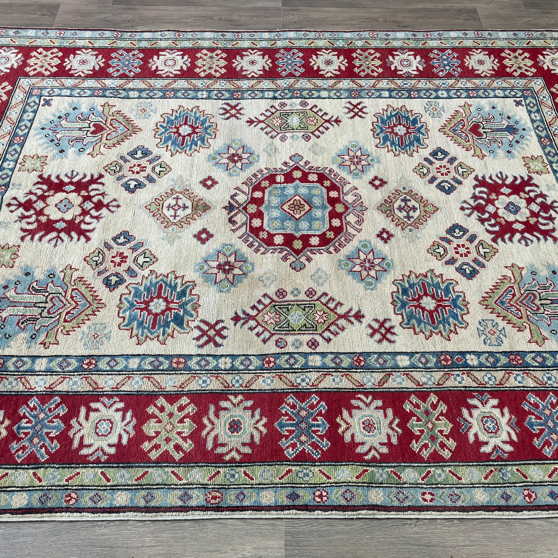 245 x 176 cm | Afghan Kazak Yakash Rug