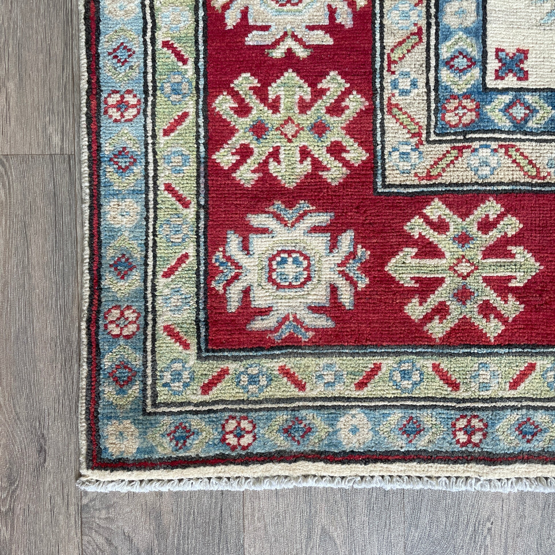 245 x 176 cm | Afghan Kazak Yakash Rug