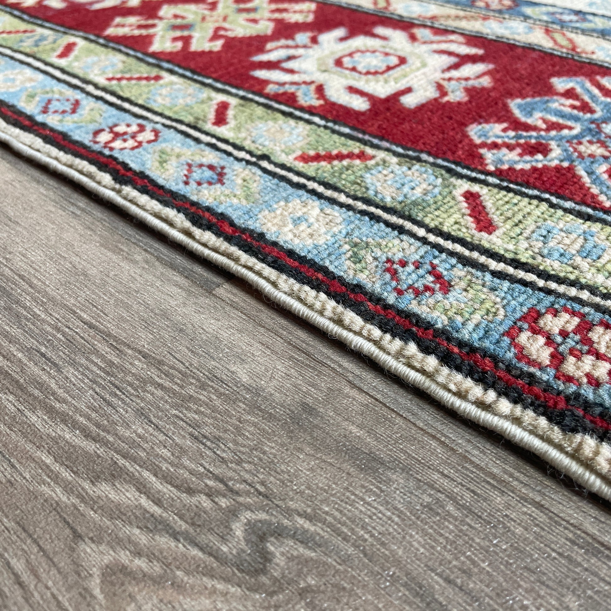 245 x 176 cm | Afghan Kazak Yakash Rug