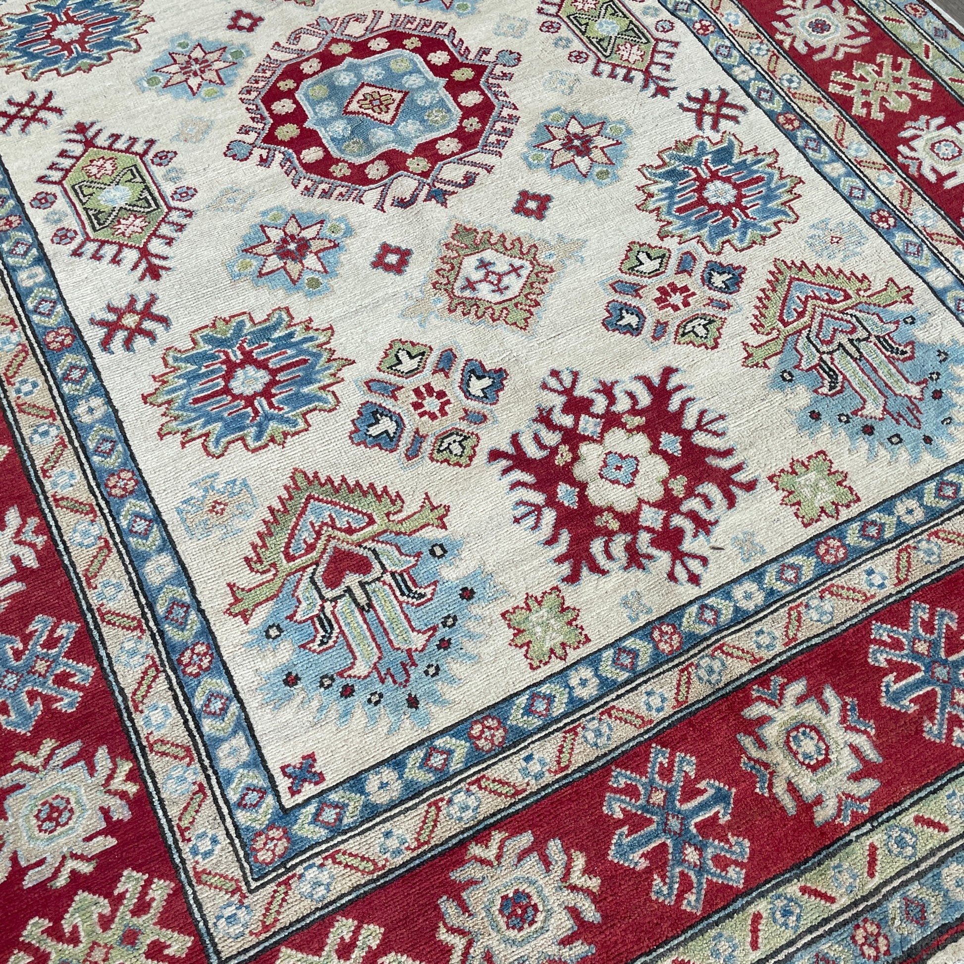 245 x 176 cm | Afghan Kazak Yakash Rug