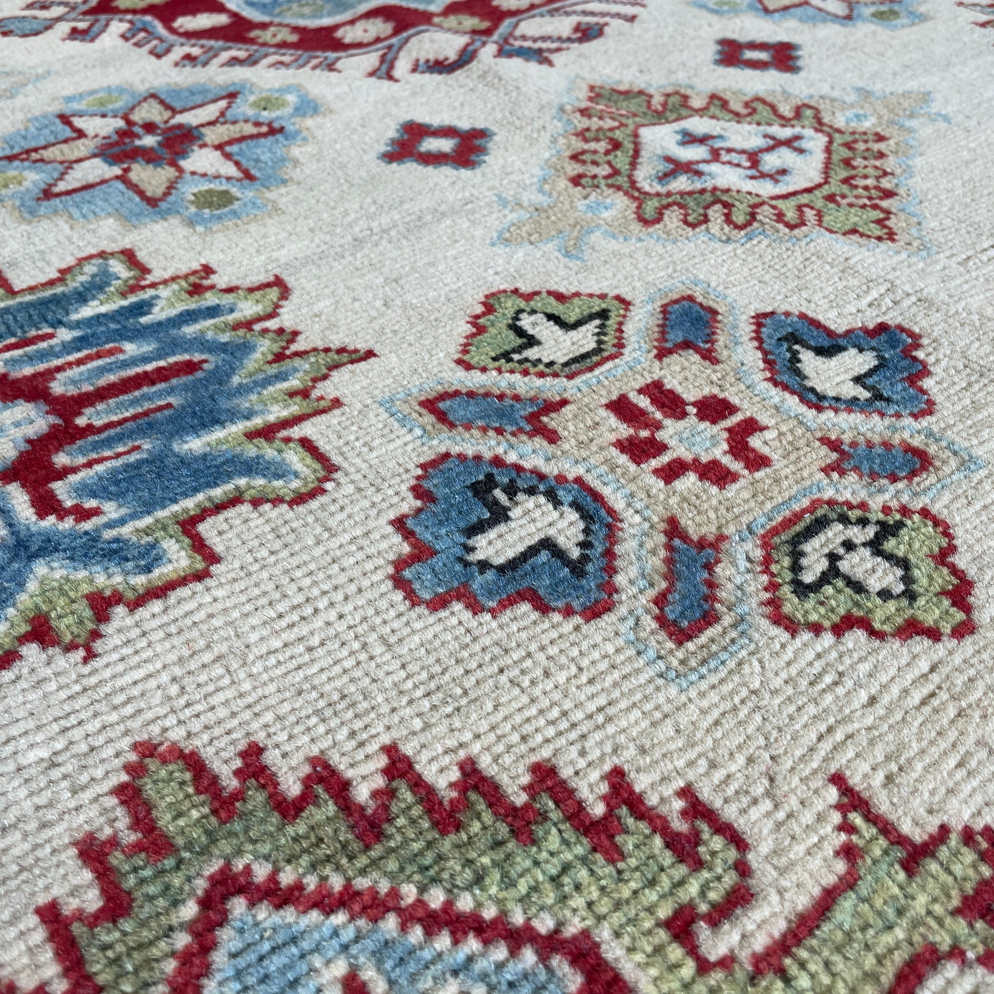 245 x 176 cm | Afghan Kazak Yakash Rug