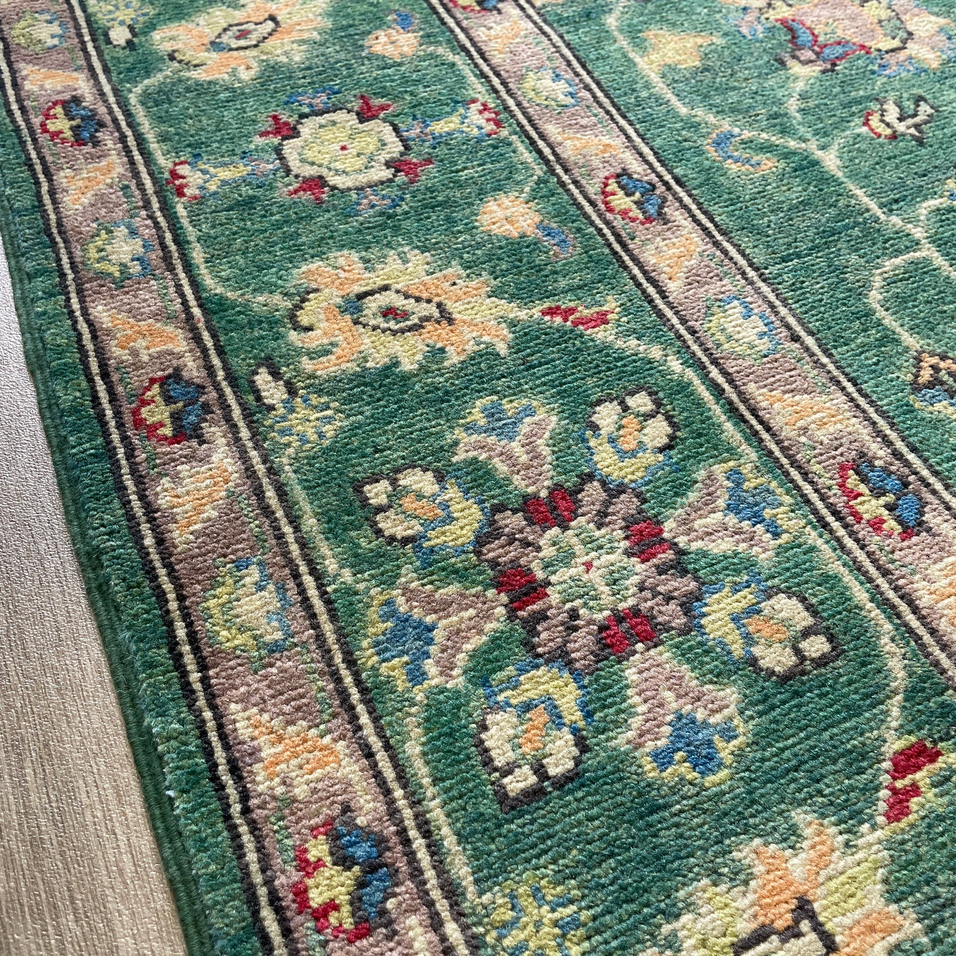 238 x 168 cm | Afghan Ziegler Rug