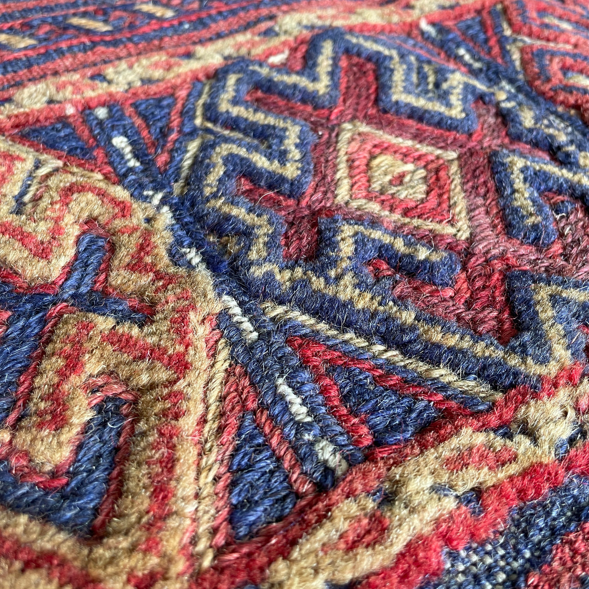 Fine Afghan Mushwani Rug (Belgian Wool)