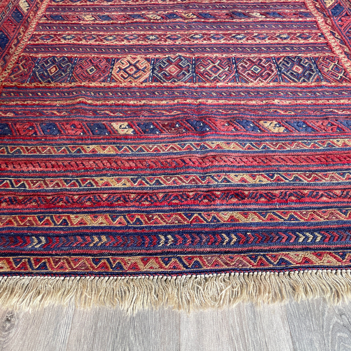 Fine Afghan Mushwani Rug (Belgian Wool)