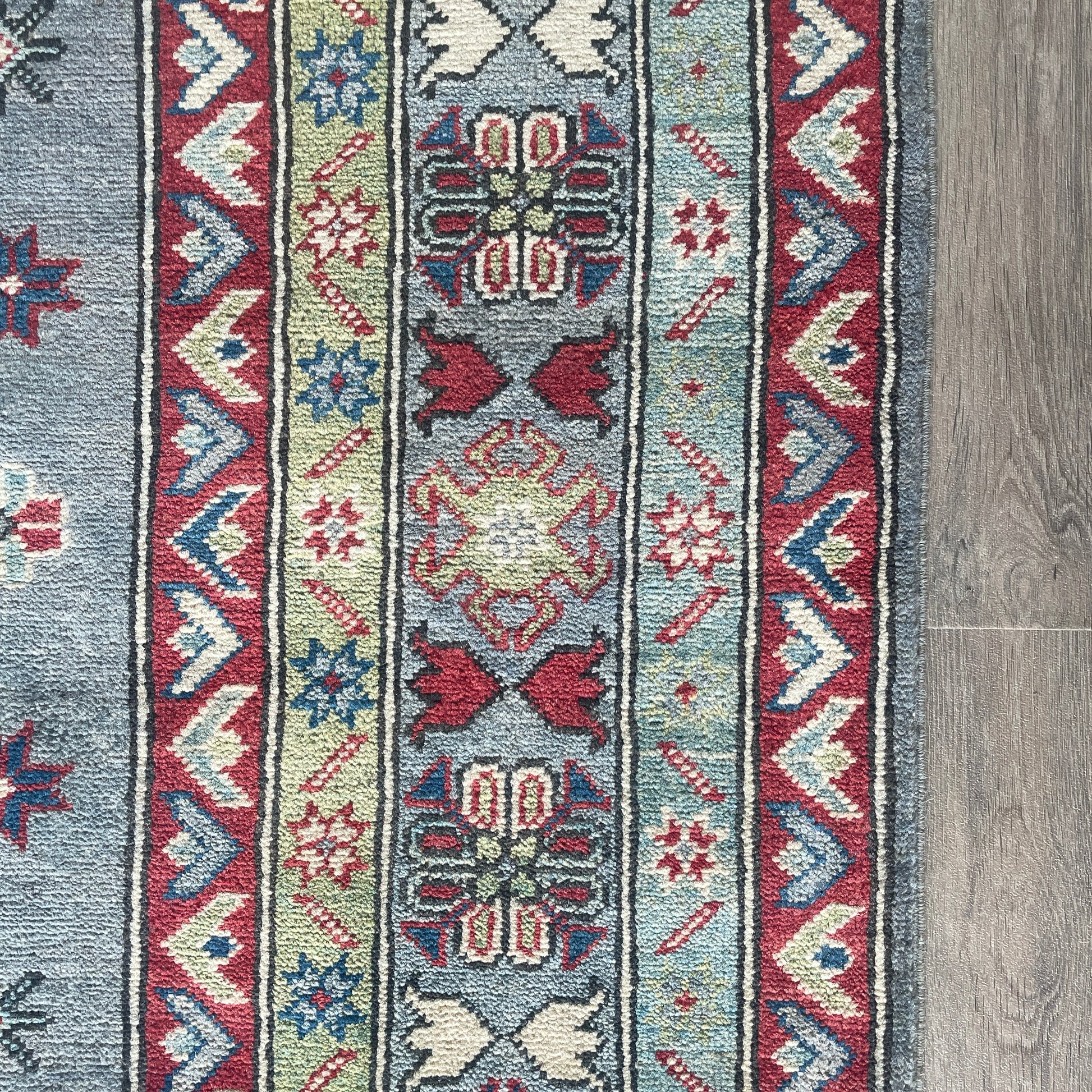 304 x 204 cm | Afghan Kazak Yakash Rug