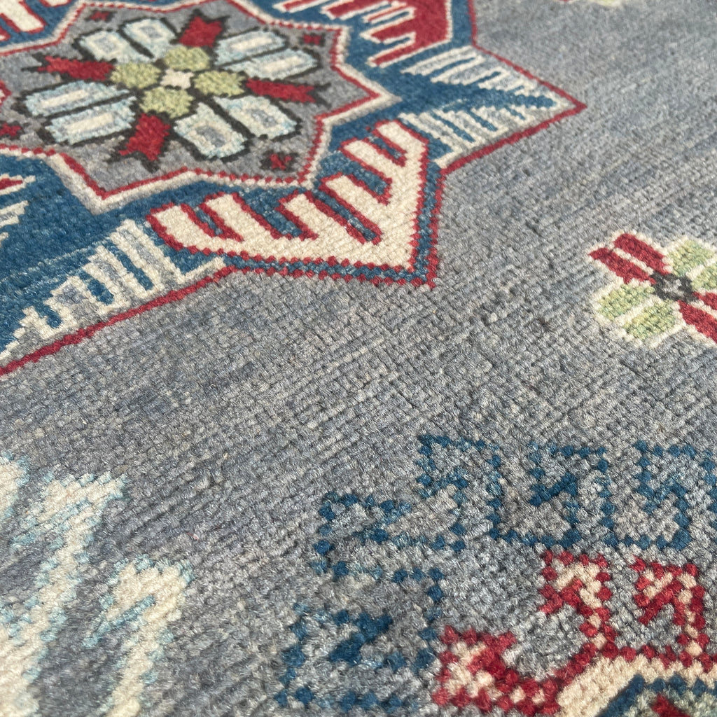 304 x 204 cm | Afghan Kazak Yakash Rug