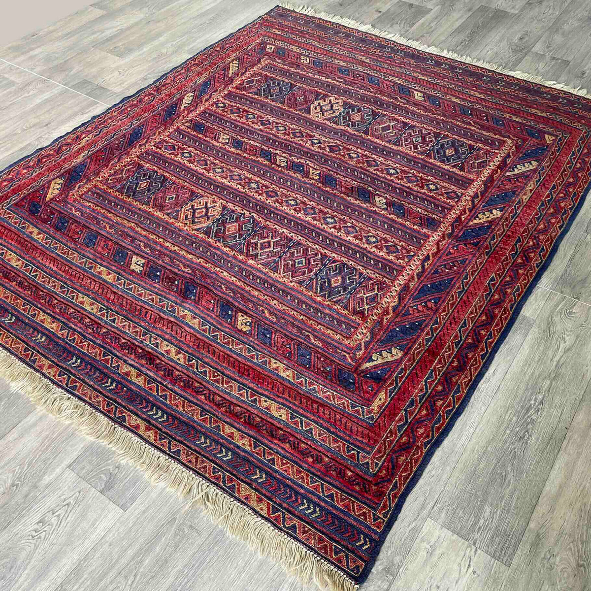 Fine Afghan Mushwani Rug (Belgian Wool)