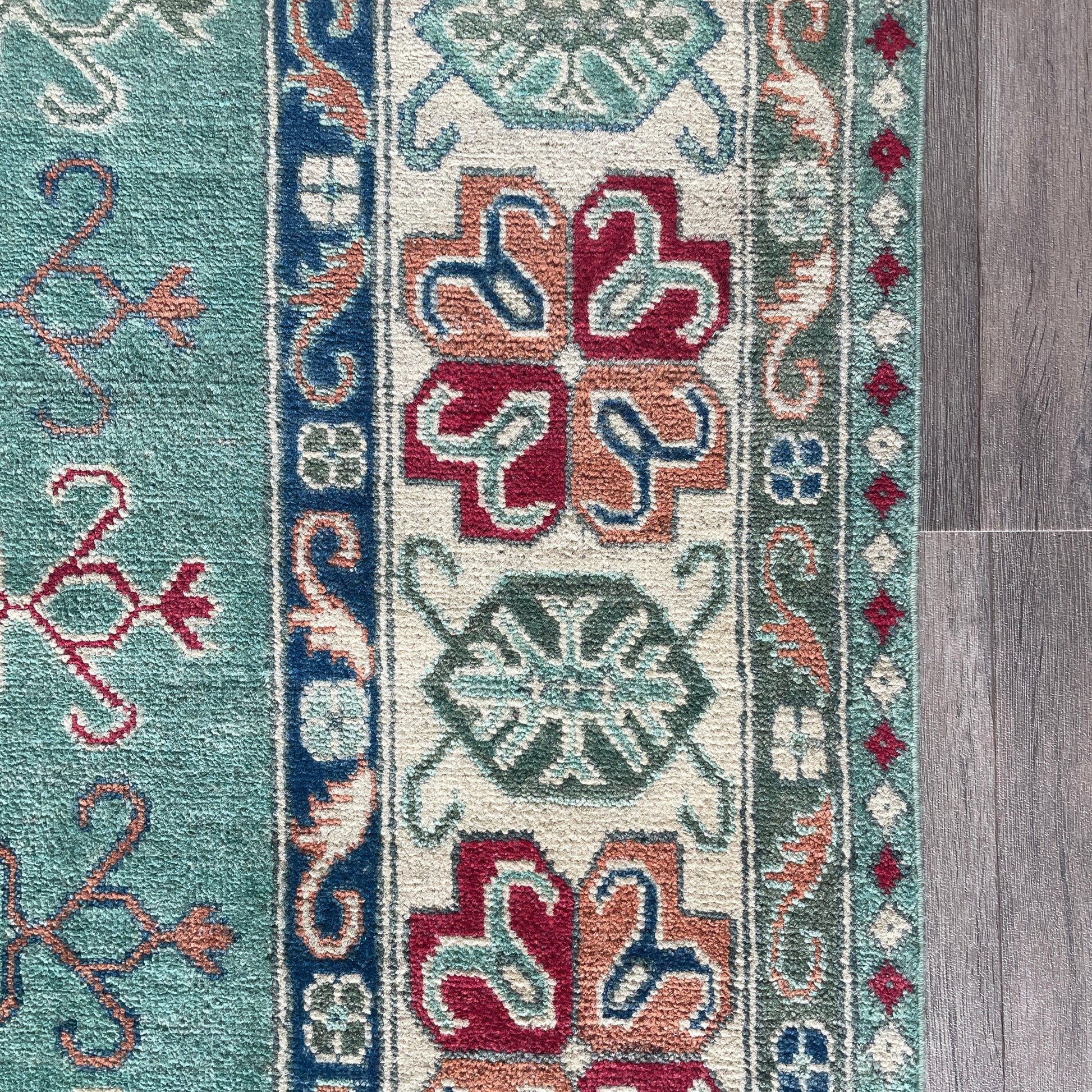 273 x 186 cm | Afghan Kazak Yakash Rug