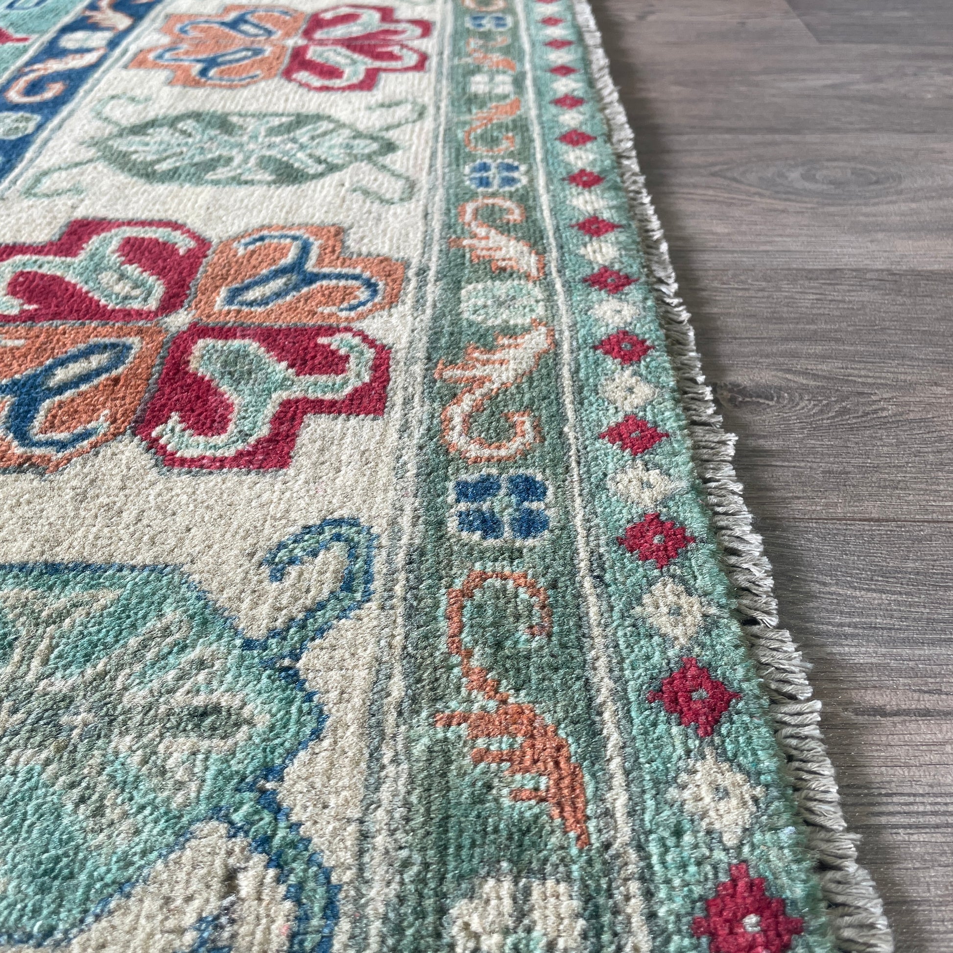 273 x 186 cm | Afghan Kazak Yakash Rug