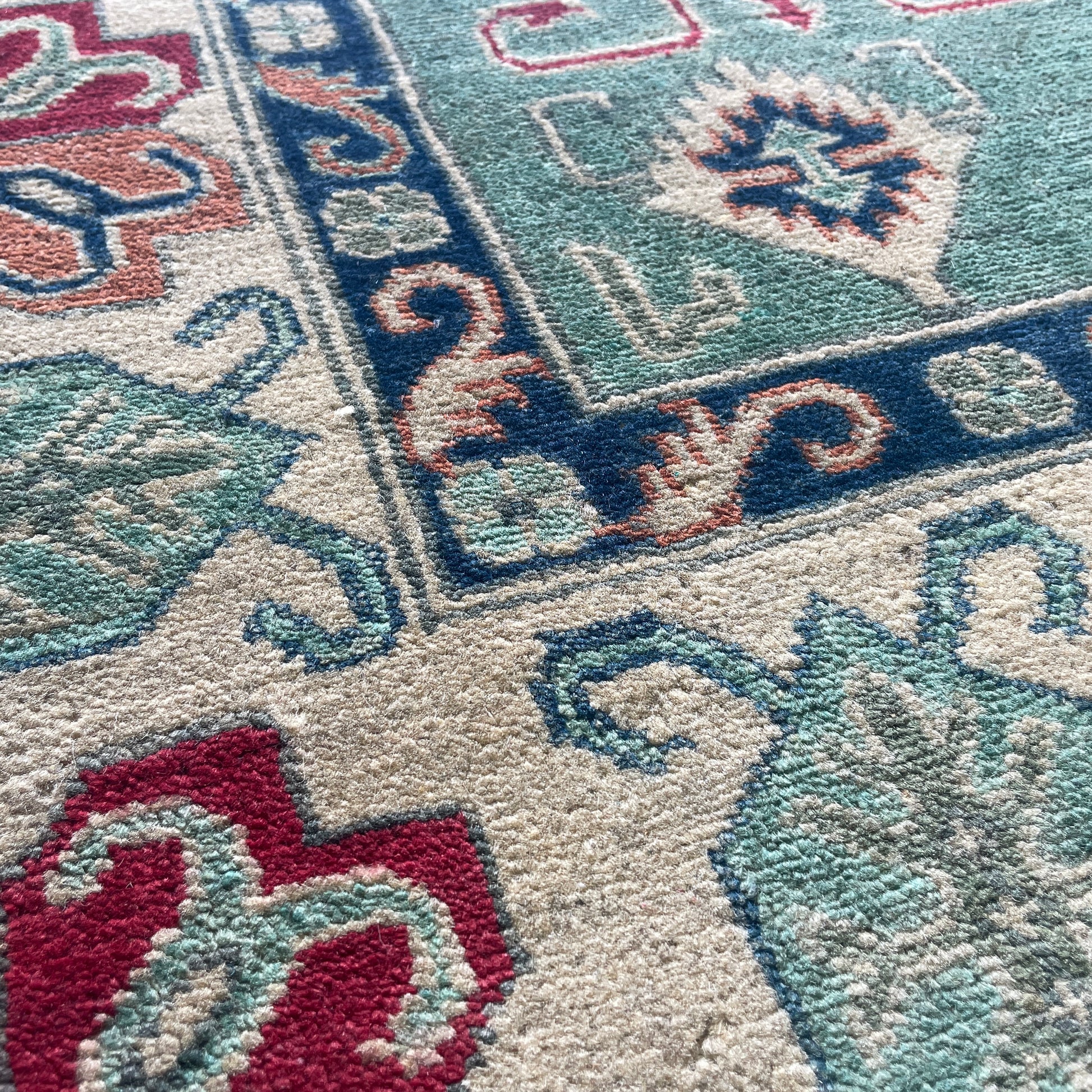 273 x 186 cm | Afghan Kazak Yakash Rug