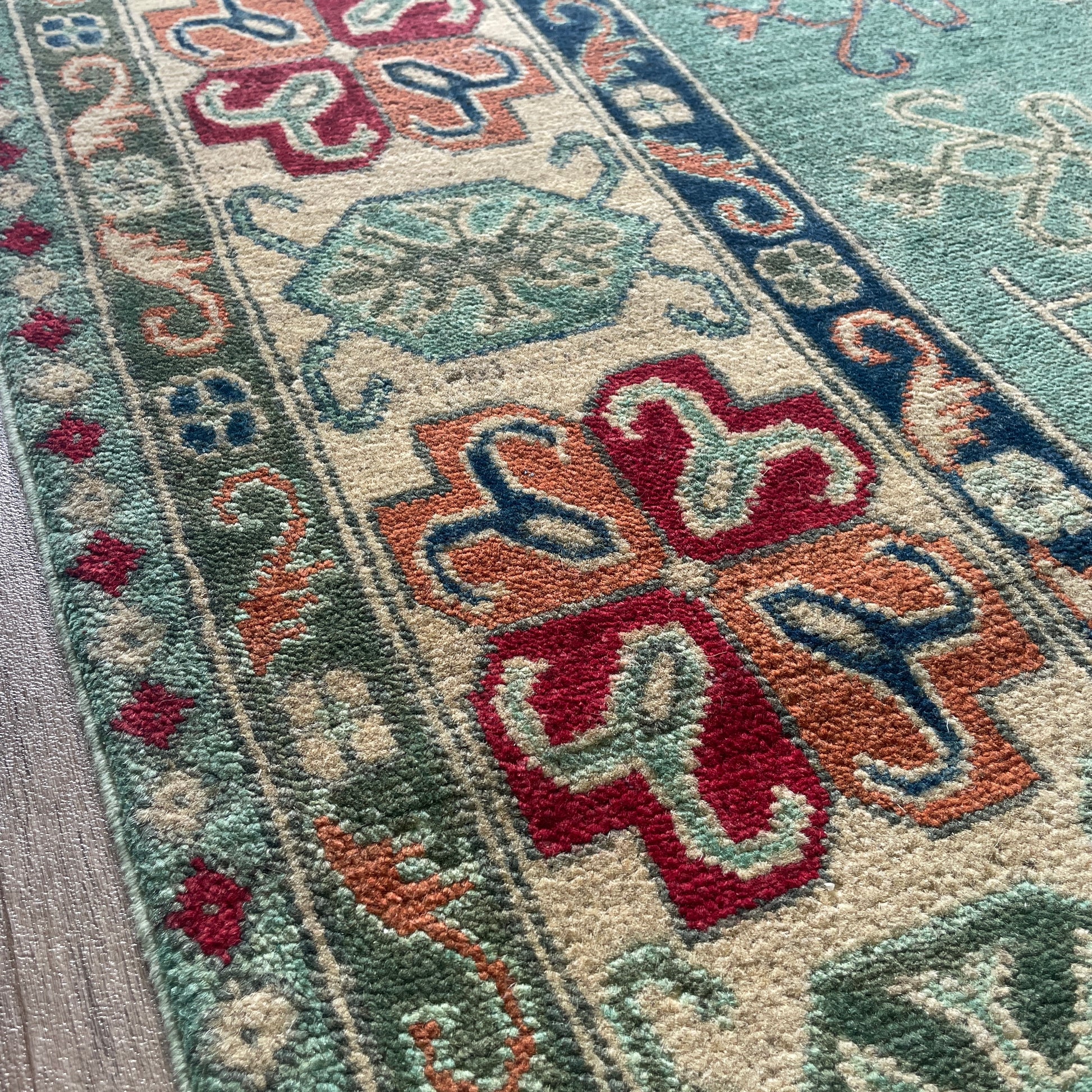 273 x 186 cm | Afghan Kazak Yakash Rug