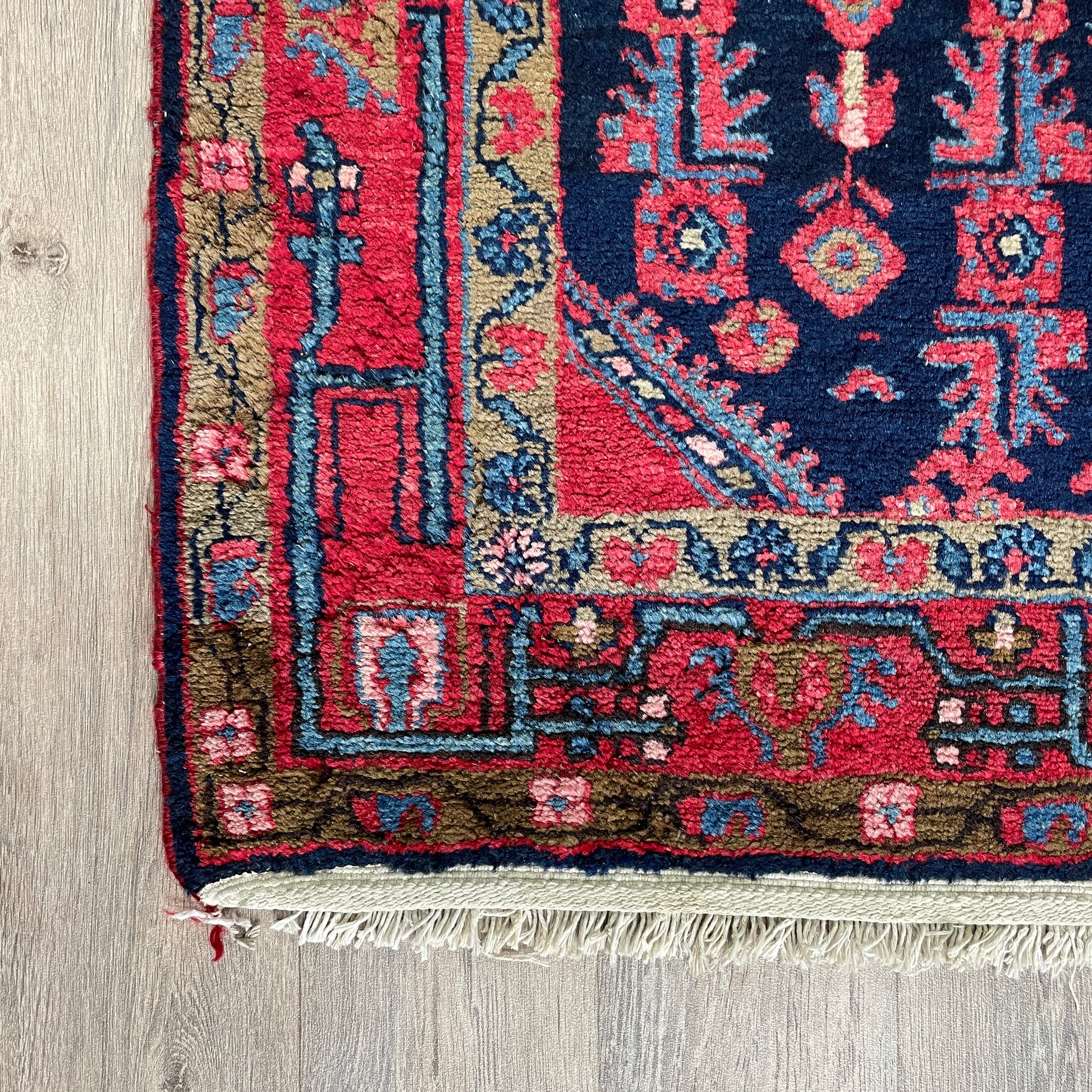 169 x 113 cm | Persian Hamadan Rug (Old 1970)