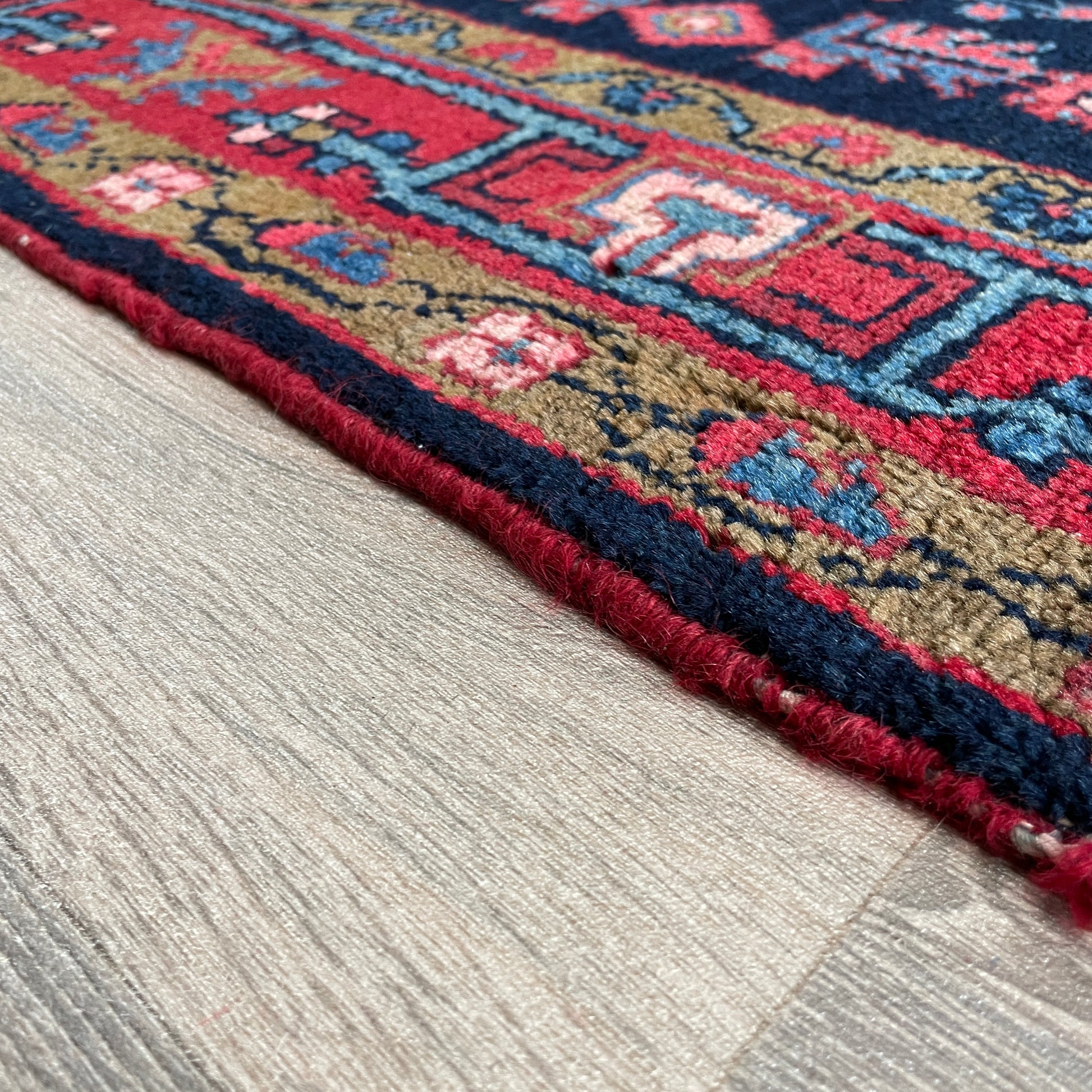 169 x 113 cm | Persian Hamadan Rug (Old 1970)