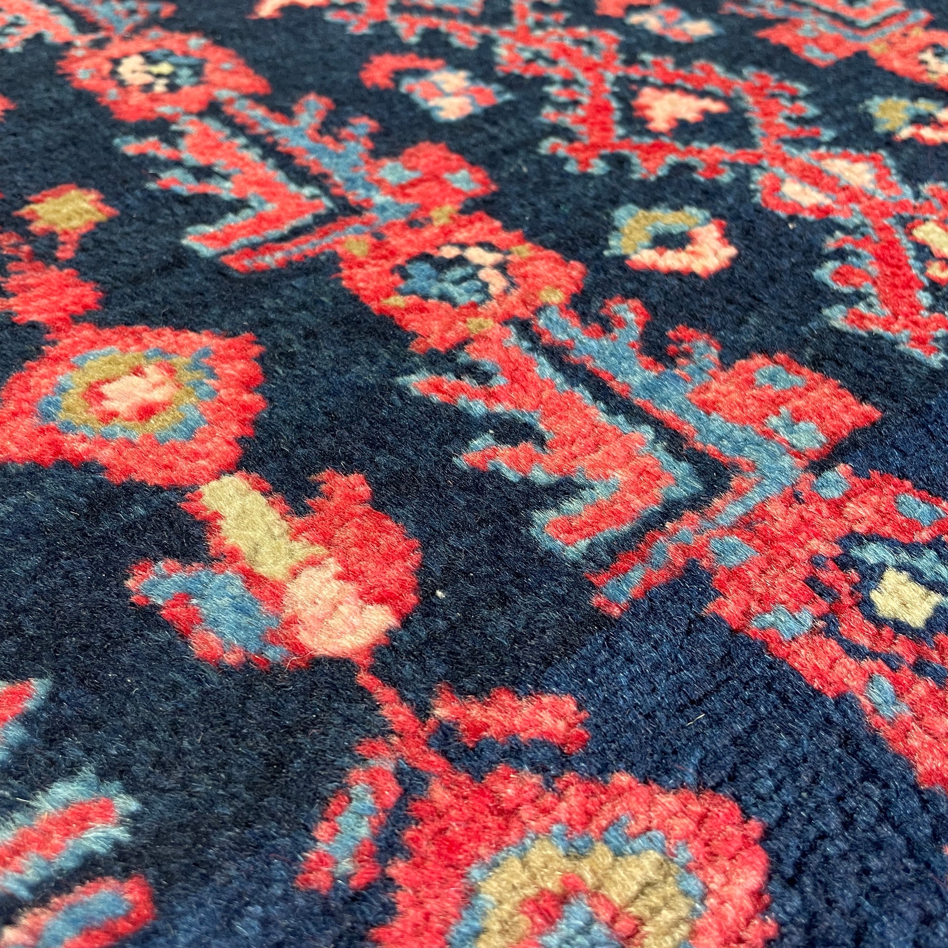 169 x 113 cm | Persian Hamadan Rug (Old 1970)