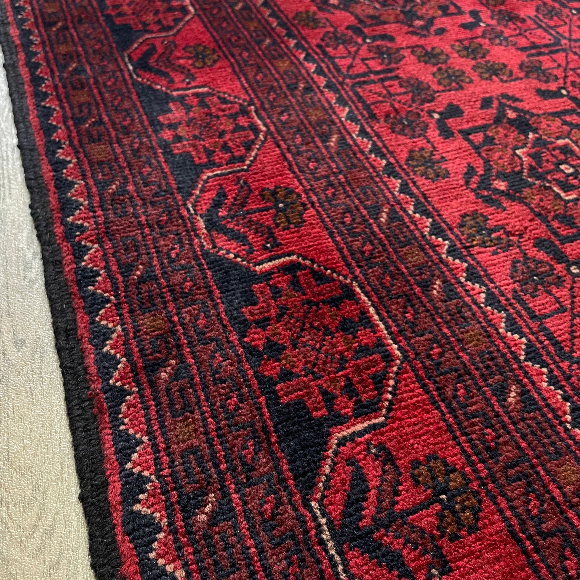 209 x 123 cm | Afghan Khal Muhammadi Rug