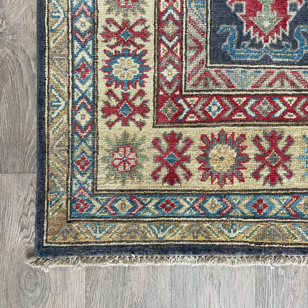 202 x 149 cm | Afghan Kazak Yakash Rug