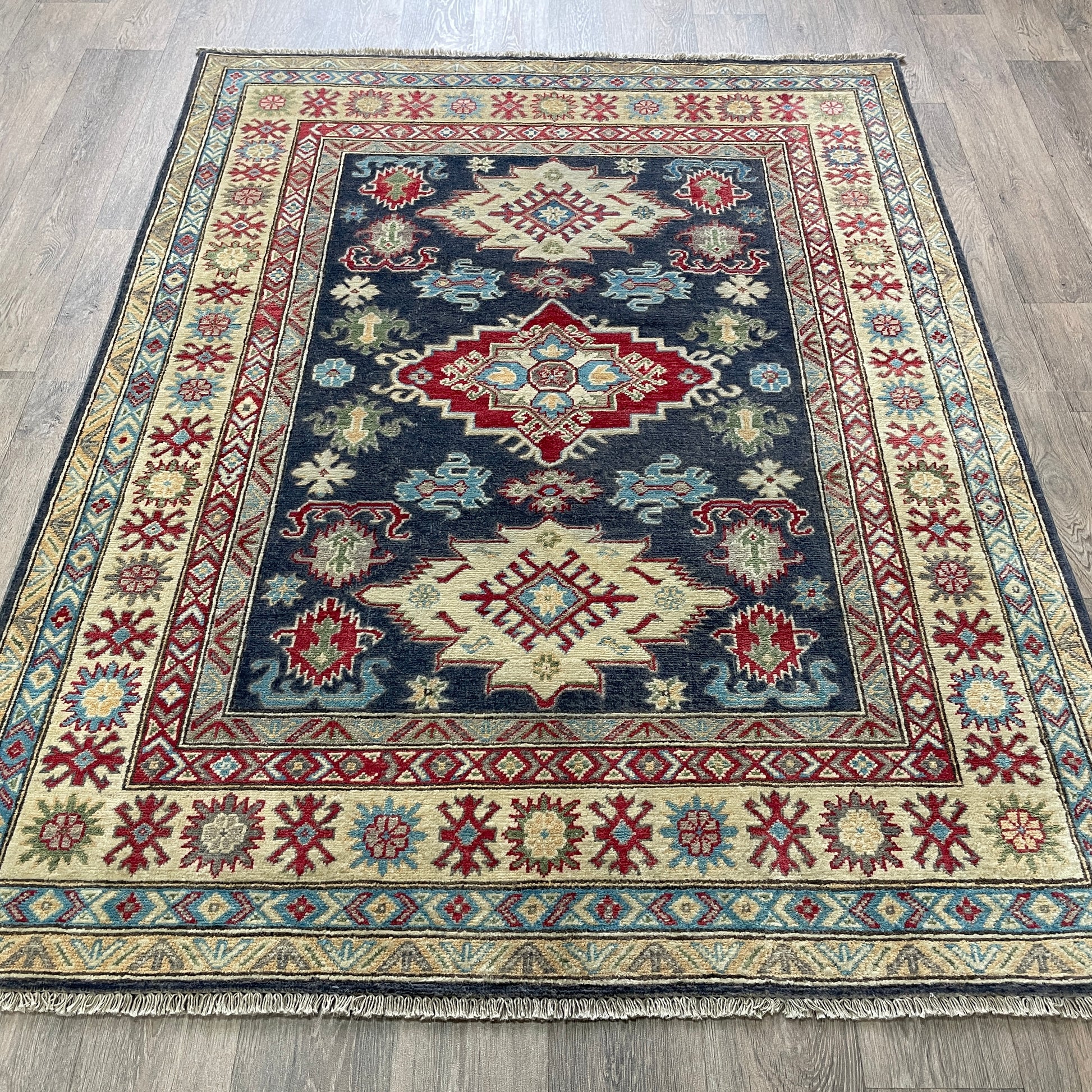 202 x 149 cm | Afghan Kazak Yakash Rug