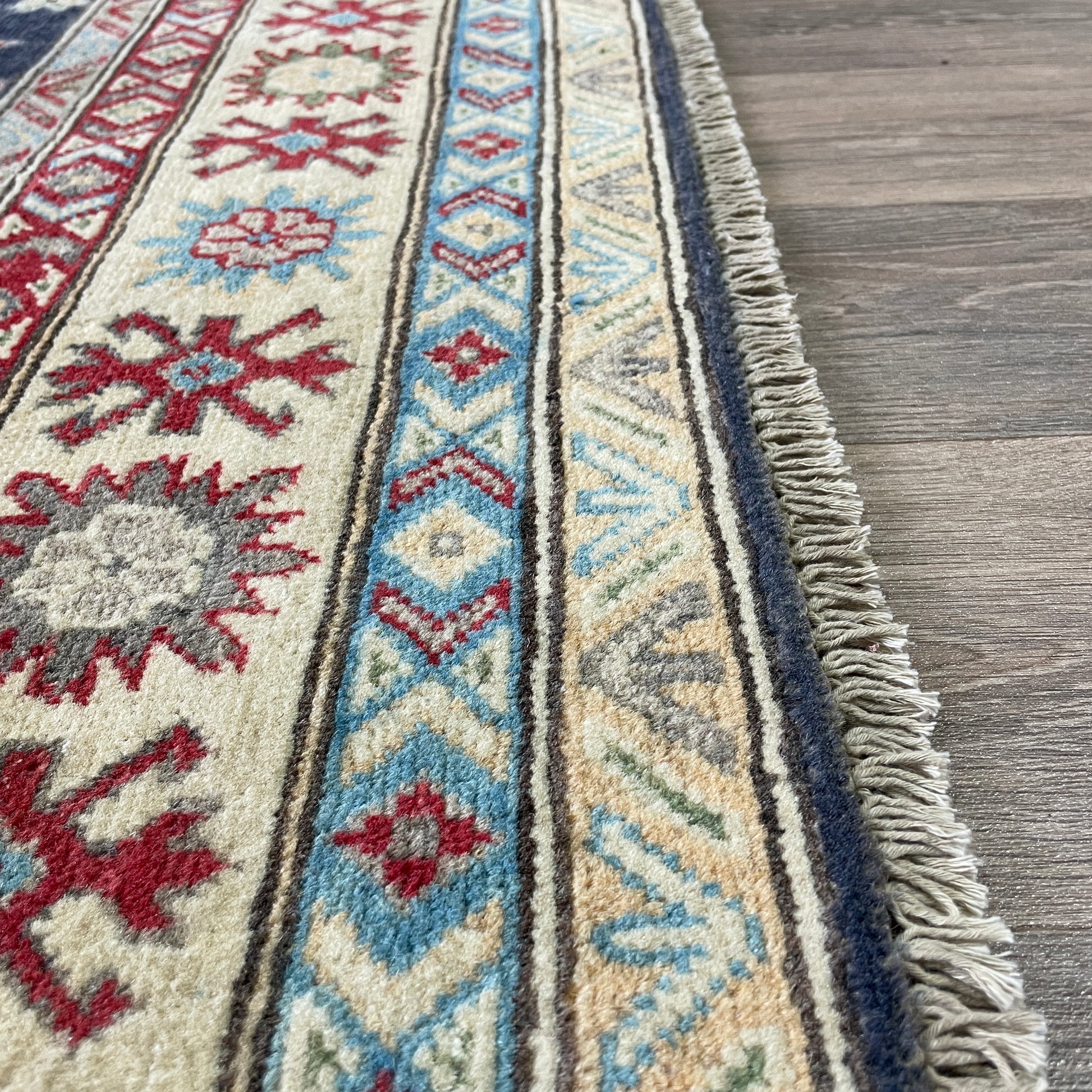 202 x 149 cm | Afghan Kazak Yakash Rug