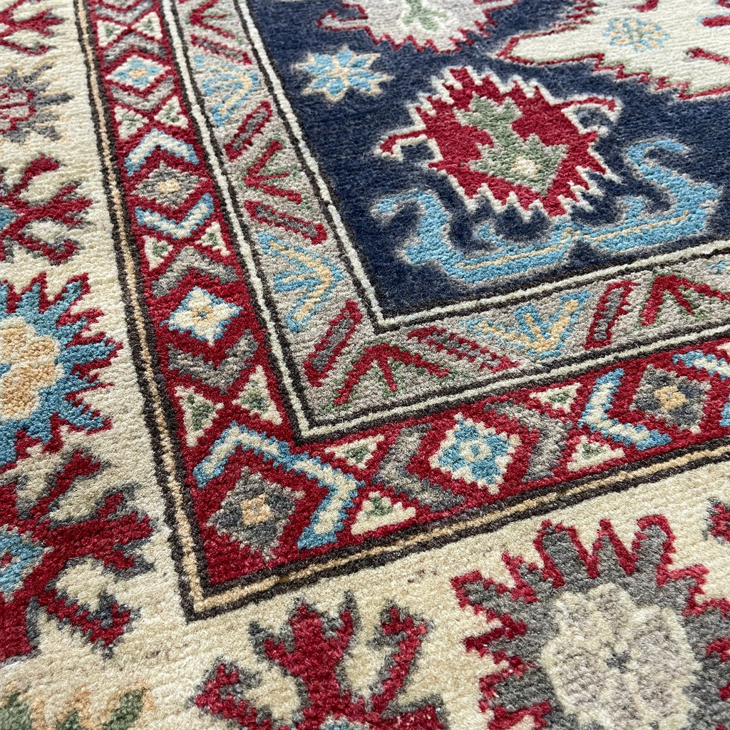 202 x 149 cm | Afghan Kazak Yakash Rug