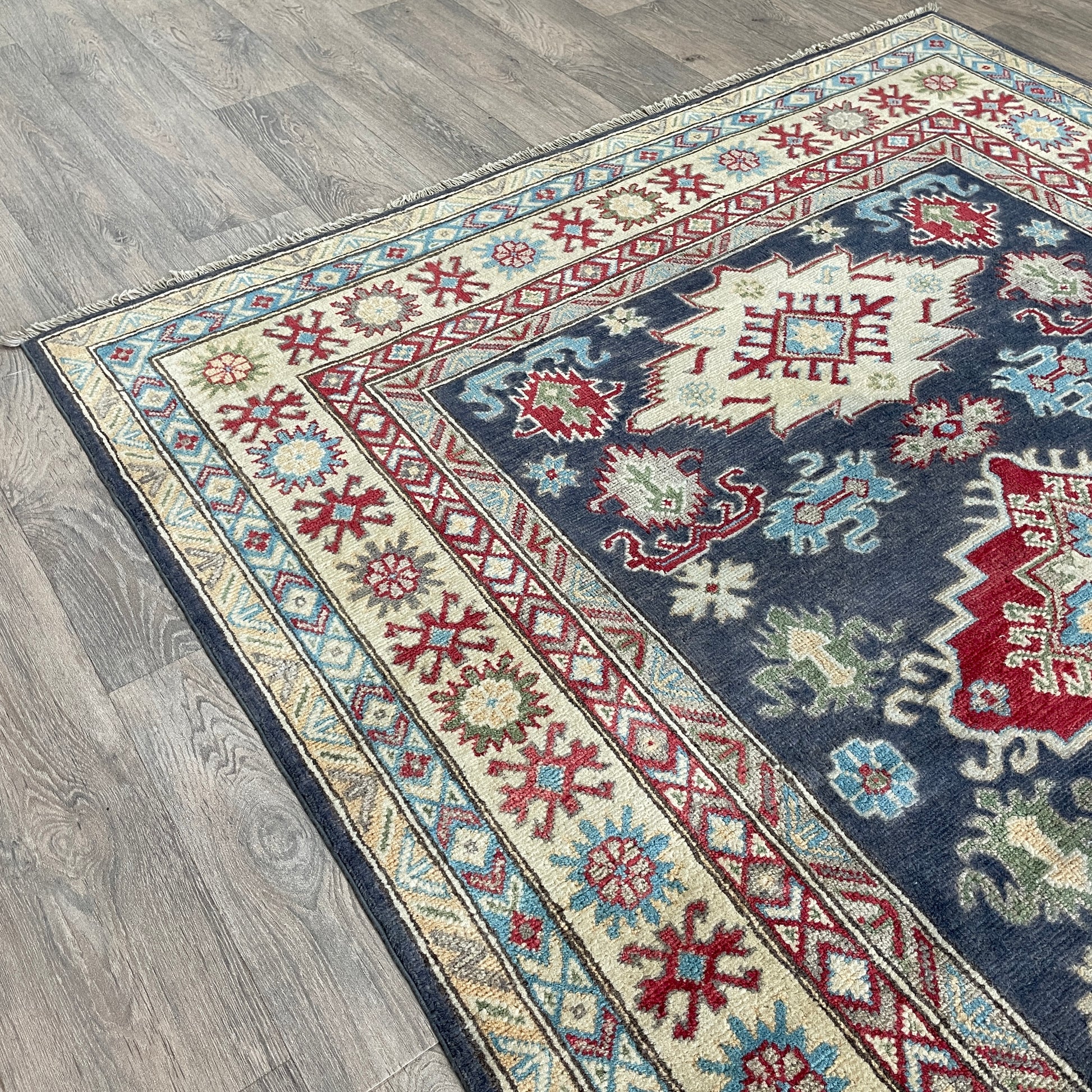 202 x 149 cm | Afghan Kazak Yakash Rug