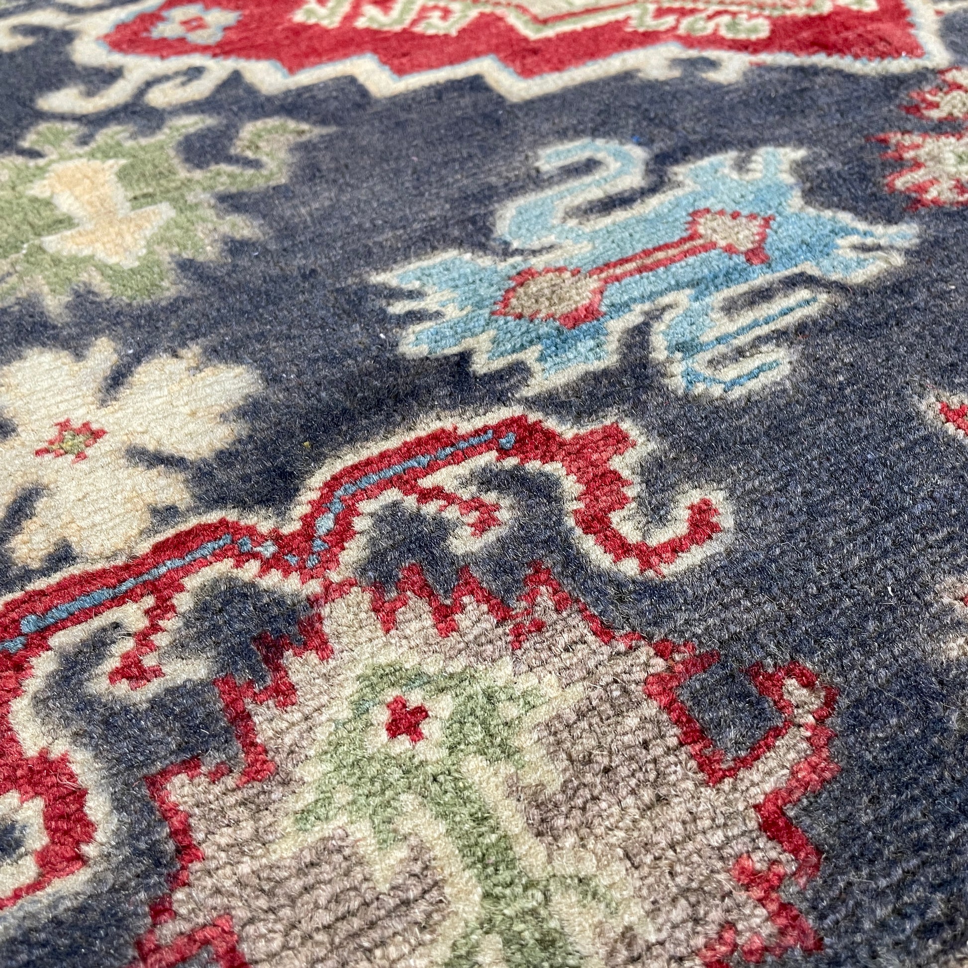 202 x 149 cm | Afghan Kazak Yakash Rug