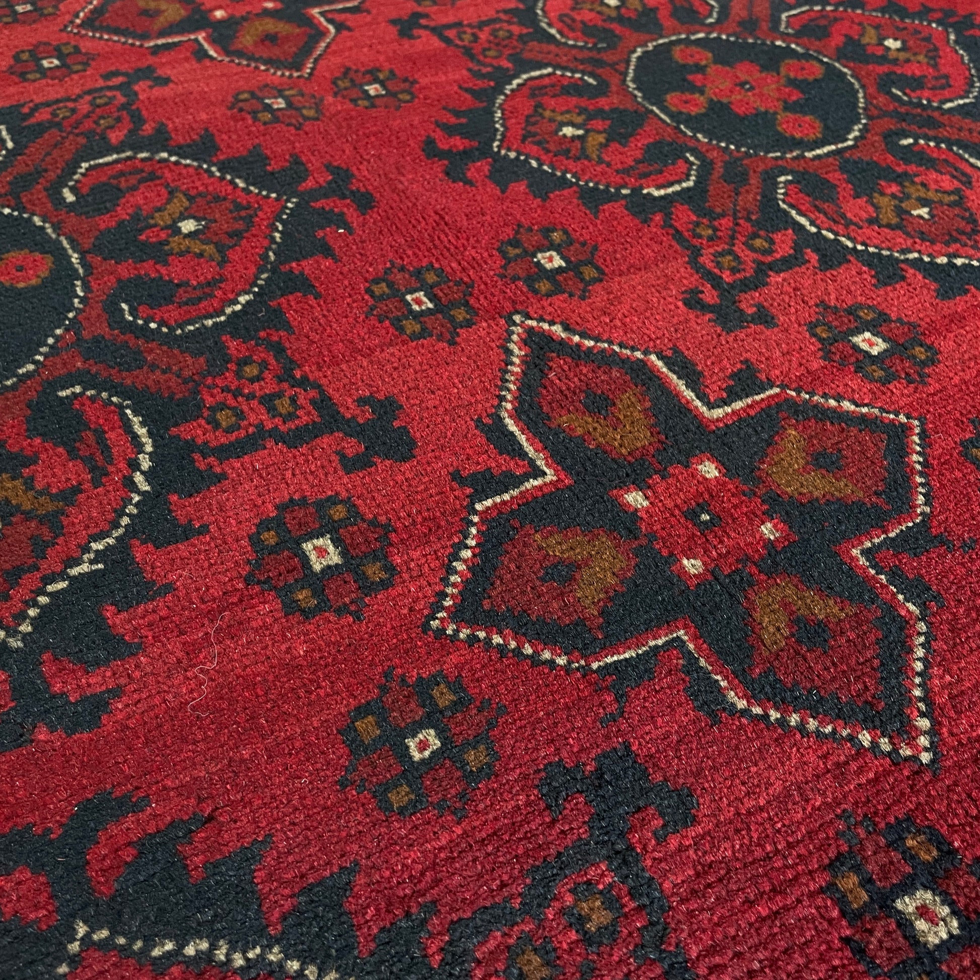 204 x 152 cm | Afghan Khal Muhammadi Rug
